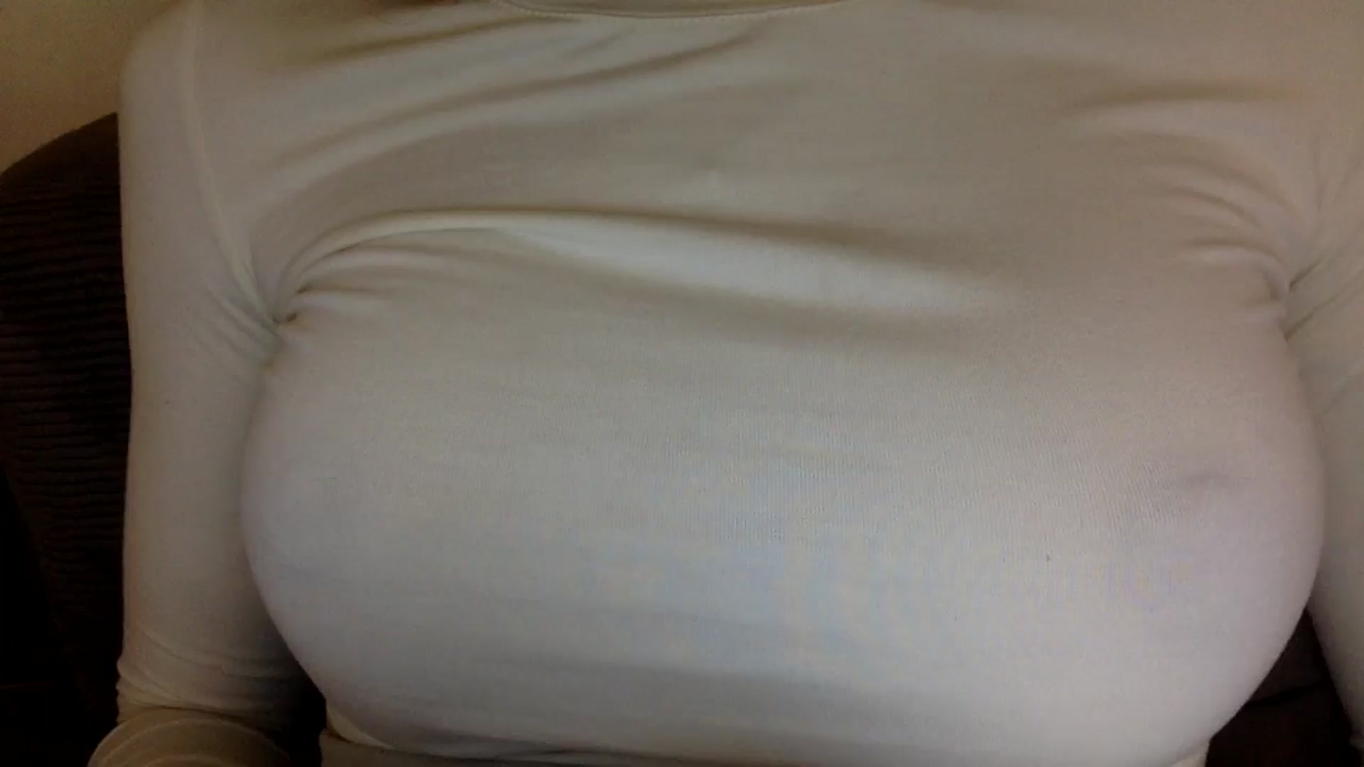 Gallery image thumbnail from EgoisticKitty's myfreecams stream on, 12/02/2024, 15:30 image 18 of 20