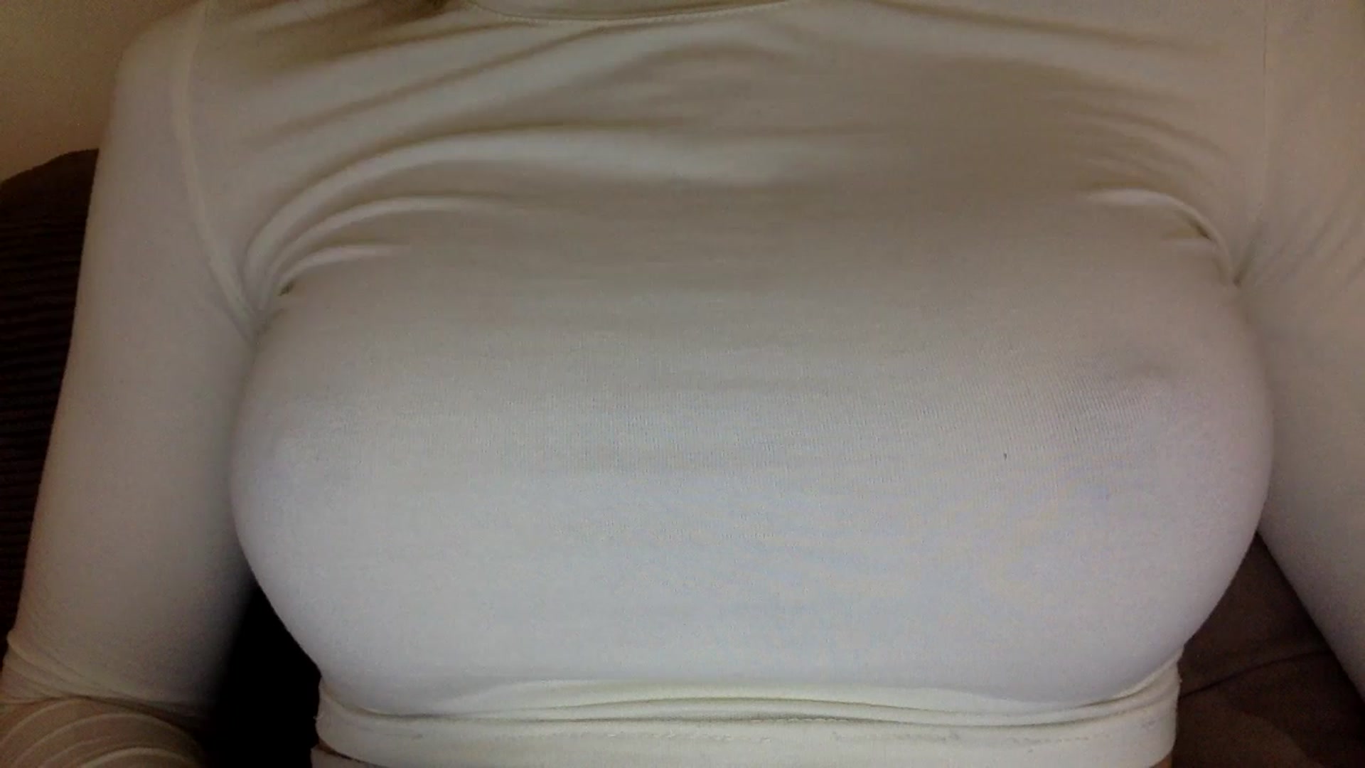 Gallery image thumbnail from EgoisticKitty's myfreecams stream on, 12/02/2024, 15:30 image 12 of 20