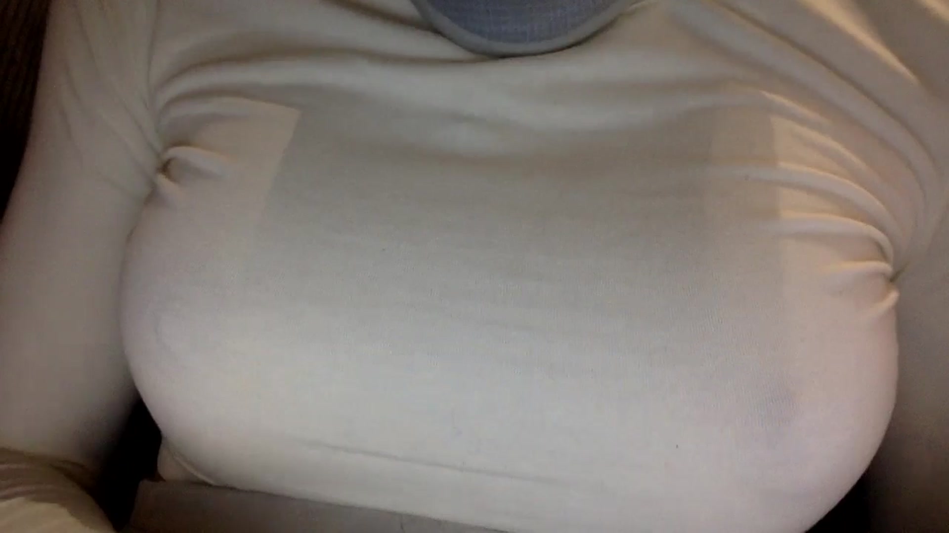 Gallery image thumbnail from EgoisticKitty's myfreecams stream on, 12/03/2024, 08:47 image 6 of 20