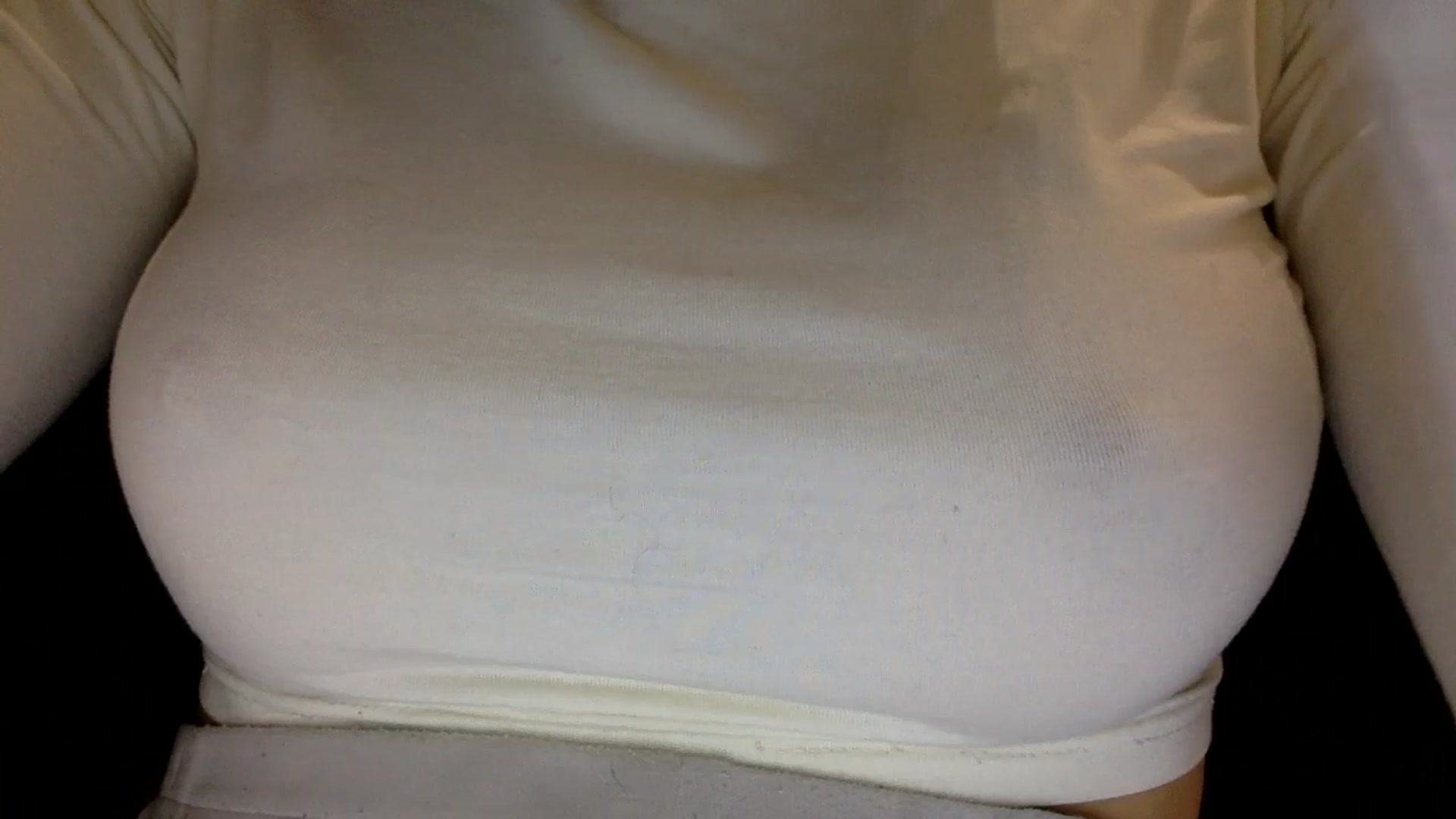 Gallery image thumbnail from EgoisticKitty's myfreecams stream on, 12/03/2024, 08:47 image 15 of 20