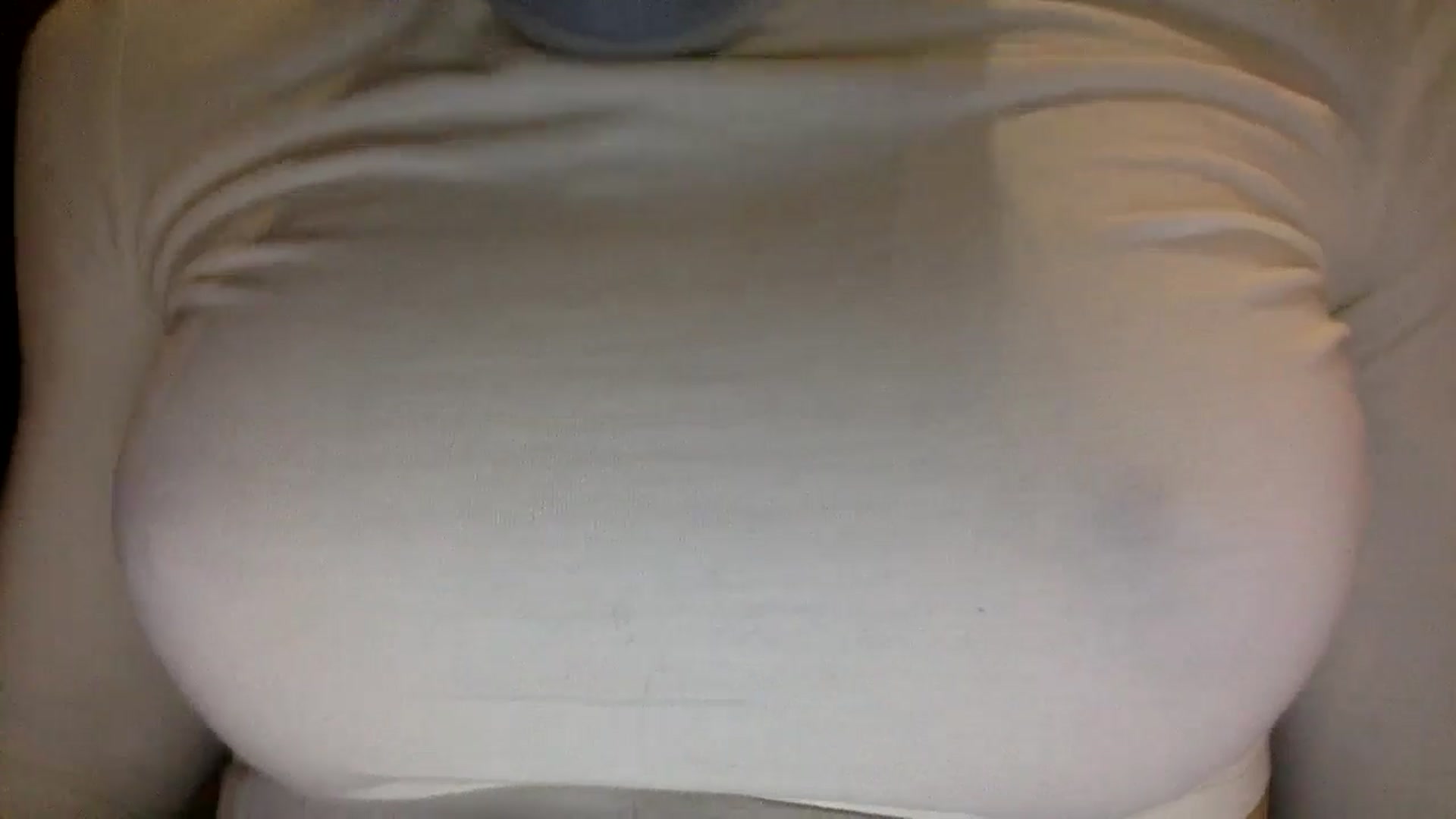 Gallery image thumbnail from EgoisticKitty's myfreecams stream on, 12/03/2024, 08:47 image 19 of 20