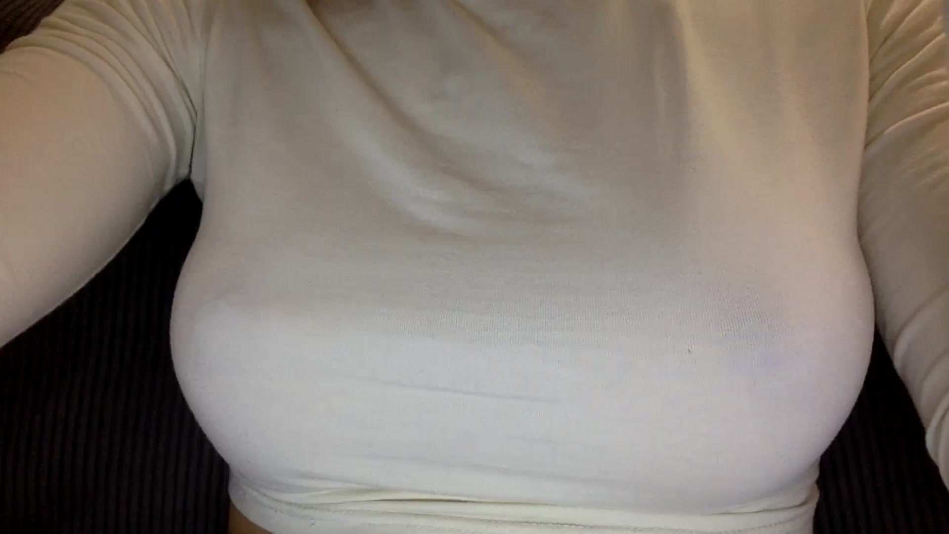 Gallery image thumbnail from EgoisticKitty's myfreecams stream on, 12/04/2024, 08:04 image 5 of 20