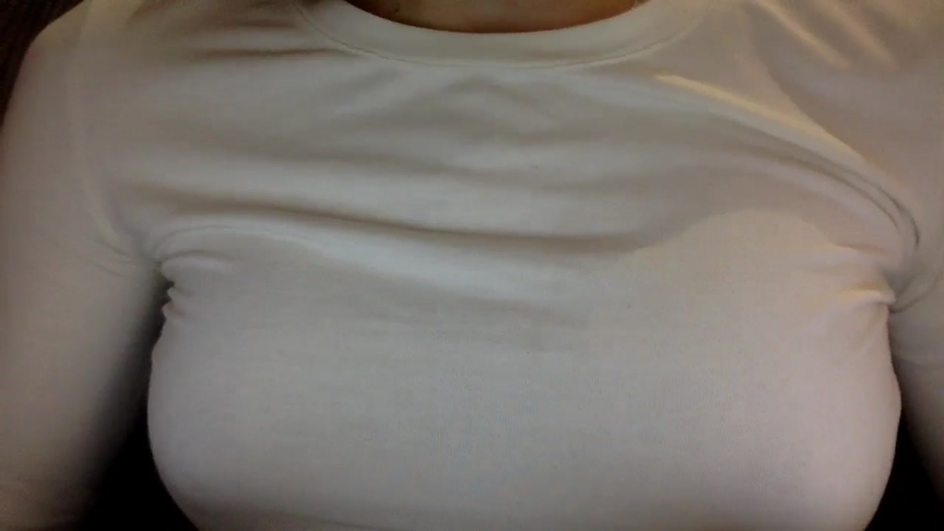 Gallery image thumbnail from EgoisticKitty's myfreecams stream on, 12/04/2024, 08:04 image 14 of 20