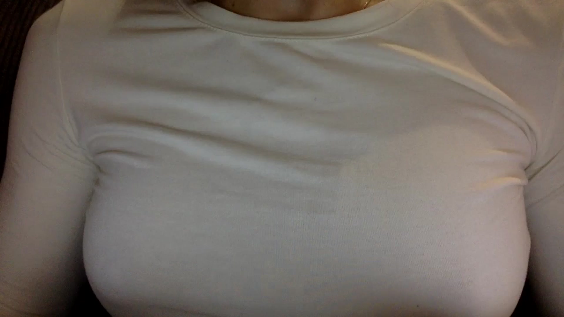 Gallery image thumbnail from EgoisticKitty's myfreecams stream on, 12/04/2024, 08:04 image 18 of 20