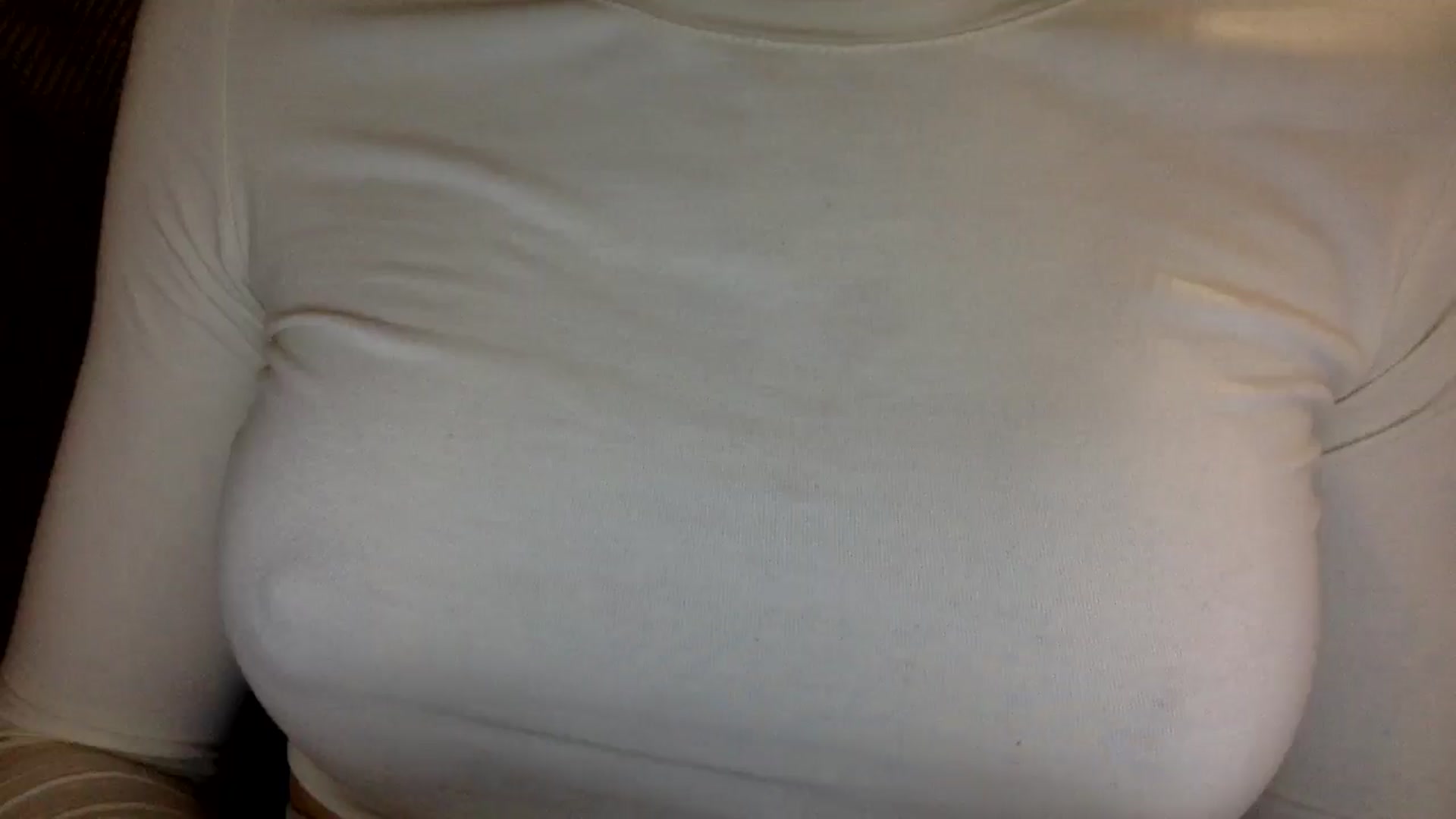 Gallery image thumbnail from EgoisticKitty's myfreecams stream on, 12/04/2024, 13:33 image 10 of 20