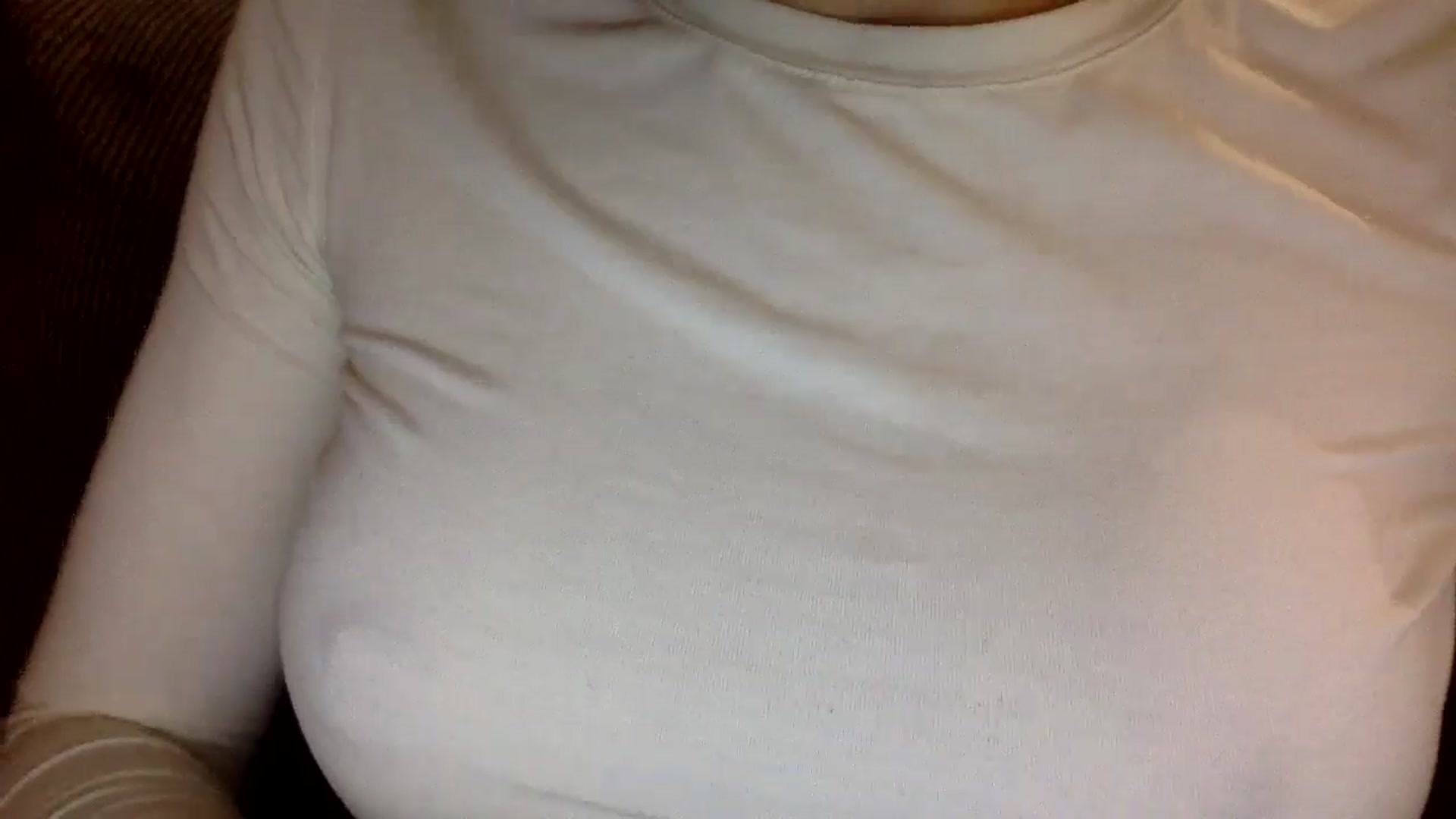 Gallery image thumbnail from EgoisticKitty's myfreecams stream on, 12/04/2024, 13:33 image 7 of 20