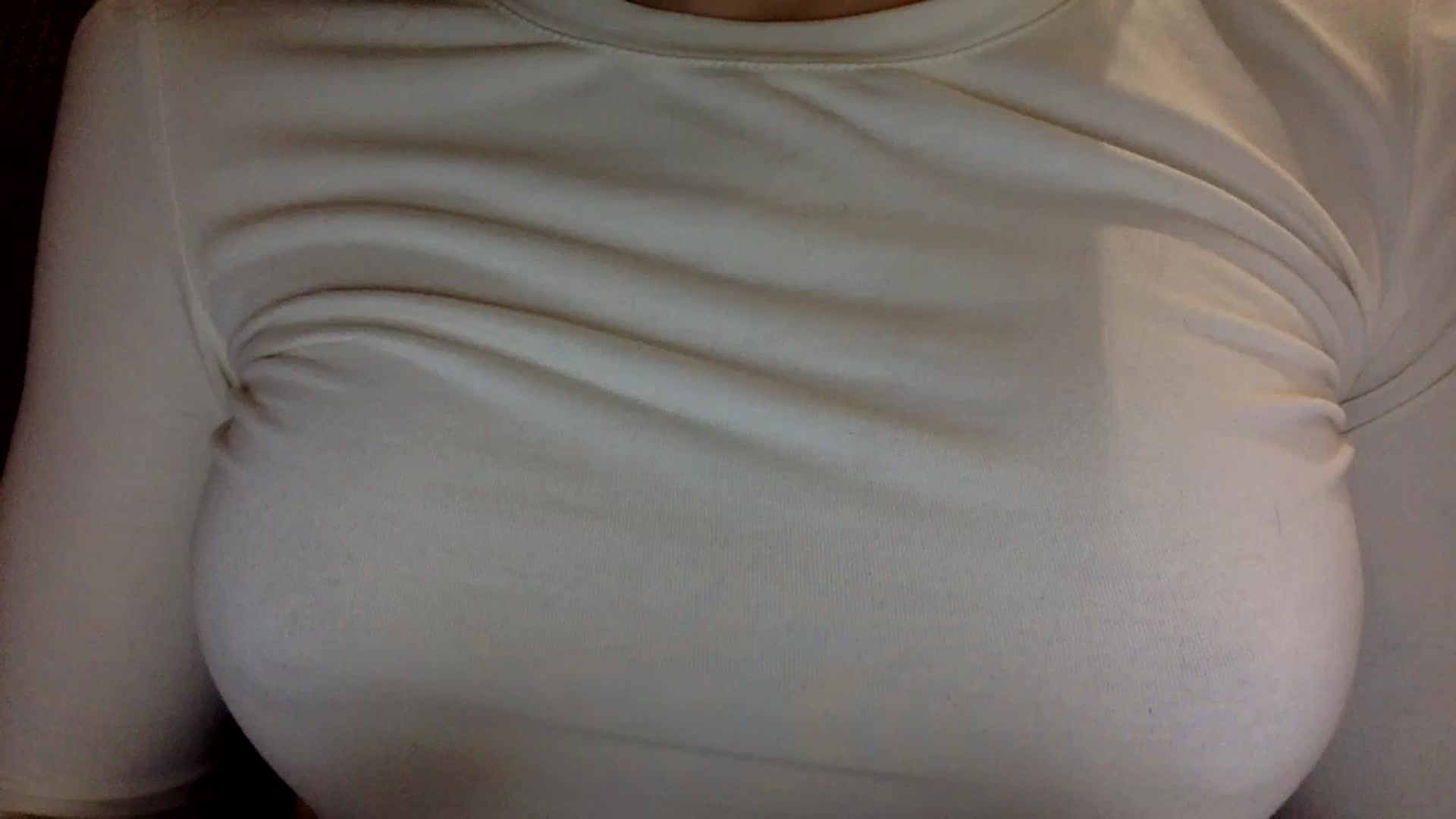 Gallery image thumbnail from EgoisticKitty's myfreecams stream on, 12/04/2024, 14:17 image 16 of 20