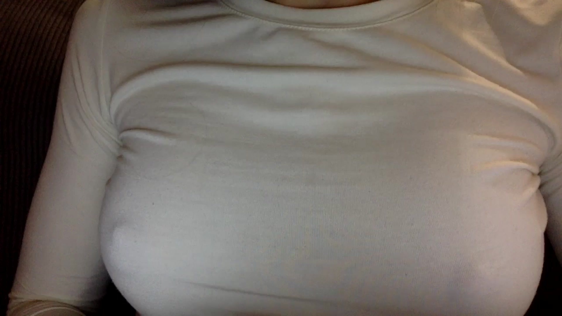 Gallery image thumbnail from EgoisticKitty's myfreecams stream on, 12/04/2024, 15:07 image 6 of 20