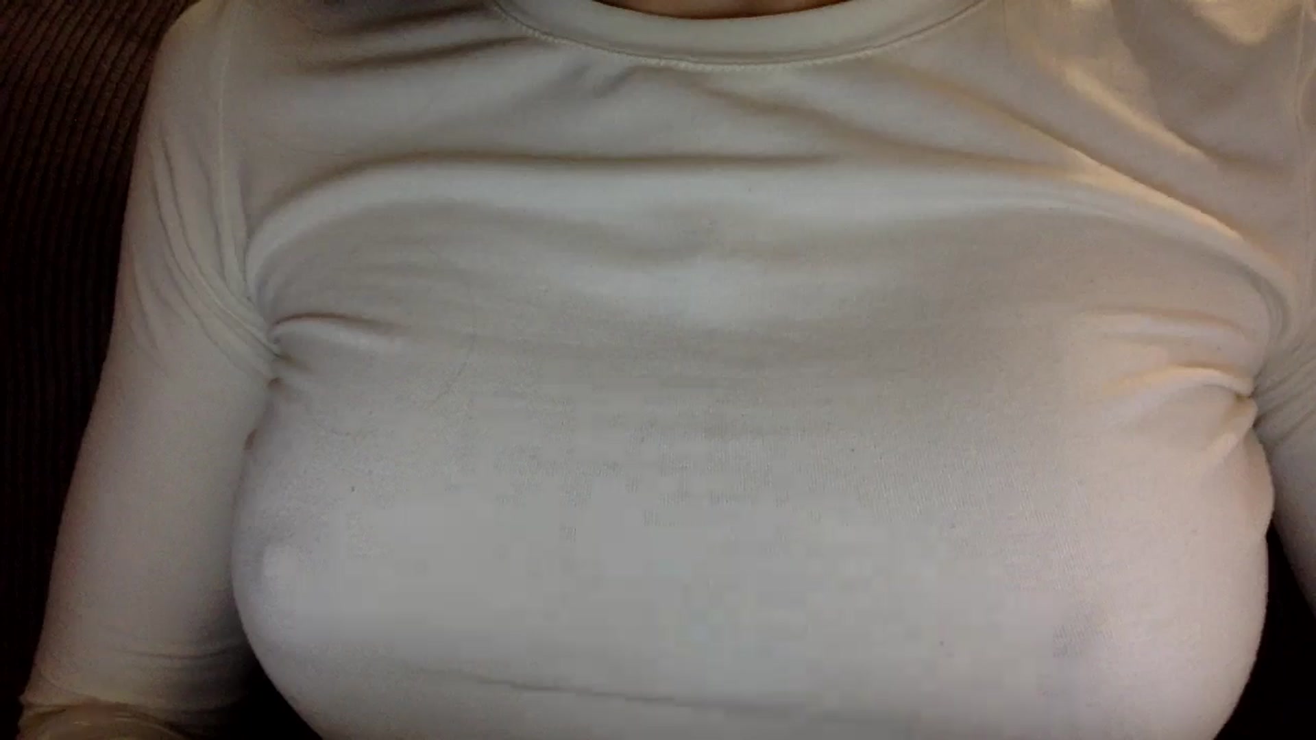 Gallery image thumbnail from EgoisticKitty's myfreecams stream on, 12/04/2024, 15:07 image 7 of 20