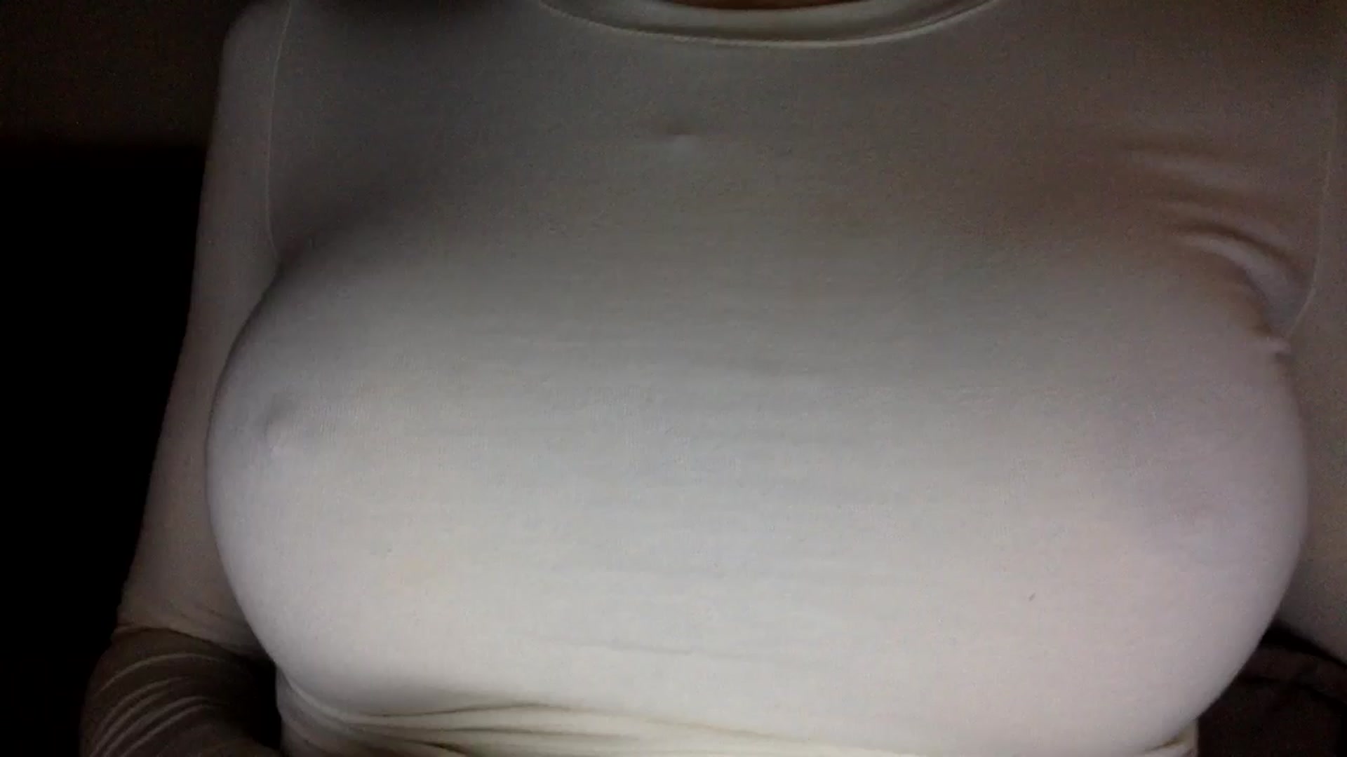 Gallery image thumbnail from EgoisticKitty's myfreecams stream on, 12/05/2024, 09:08 image 1 of 20