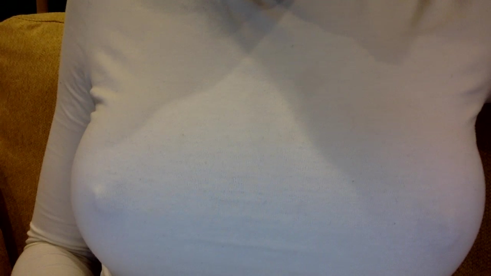 Gallery image thumbnail from EgoisticKitty's myfreecams stream on, 12/06/2024, 15:57 image 10 of 20
