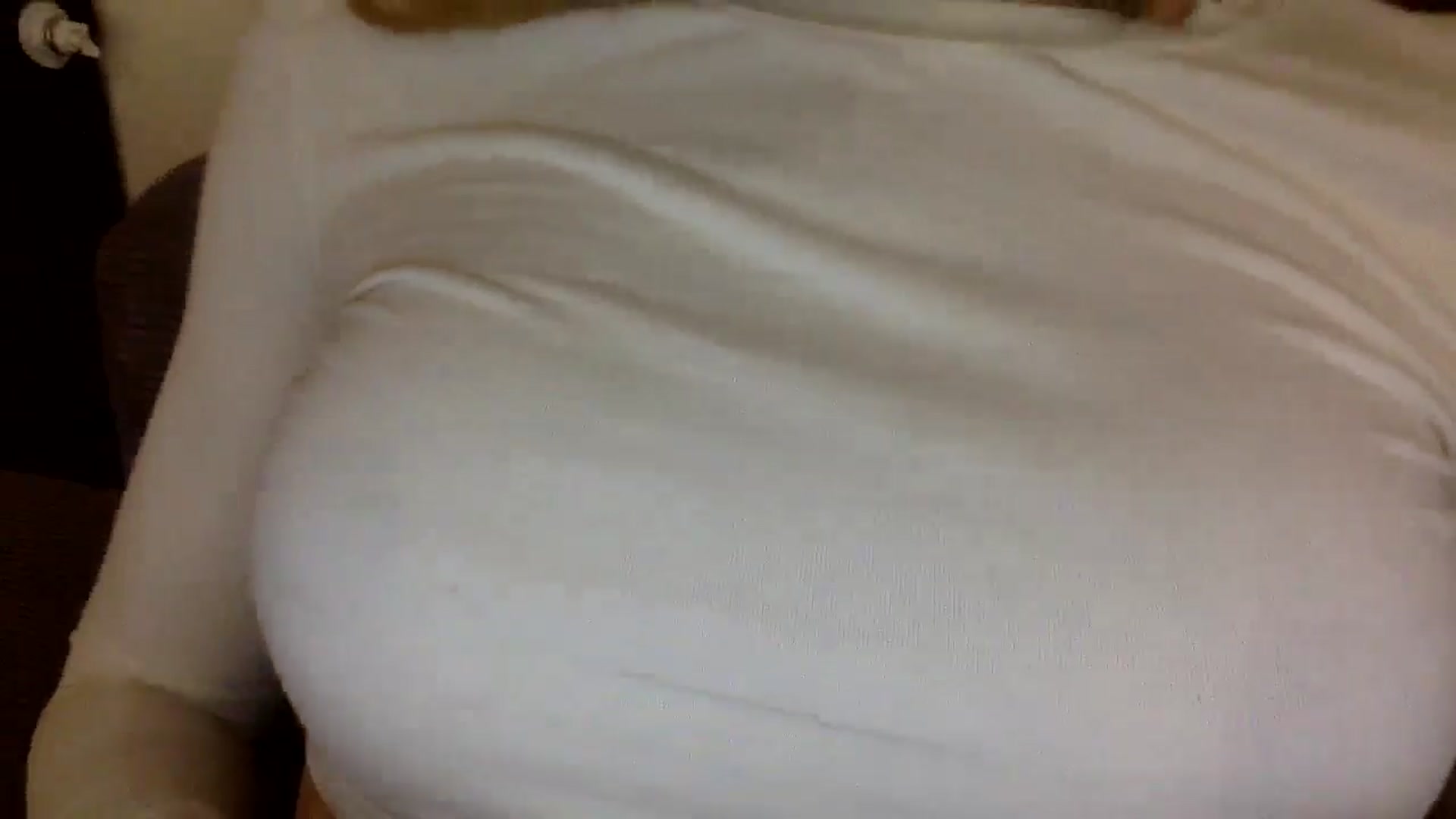 Gallery image thumbnail from EgoisticKitty's myfreecams stream on, 12/08/2024, 13:19 image 15 of 20