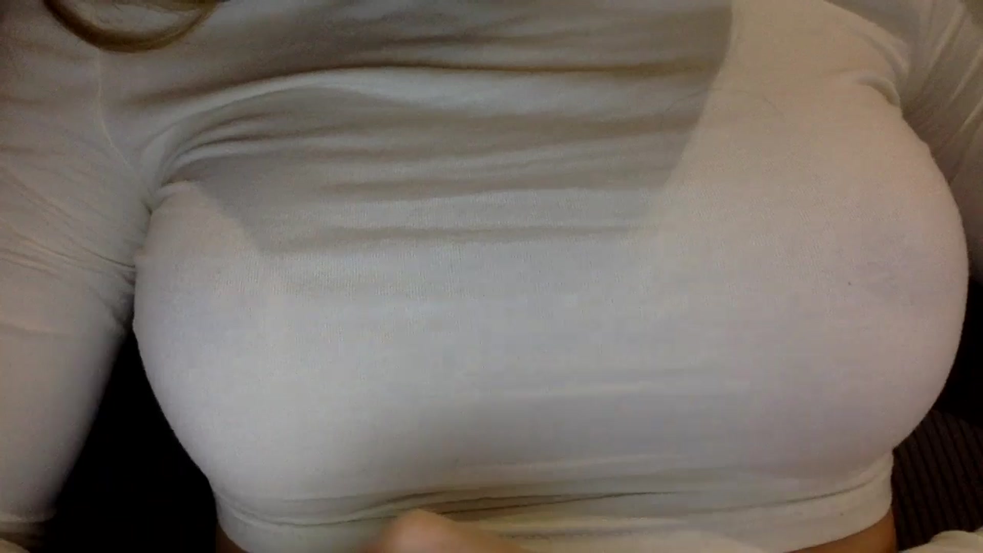 Gallery image thumbnail from EgoisticKitty's myfreecams stream on, 12/08/2024, 17:15 image 12 of 20