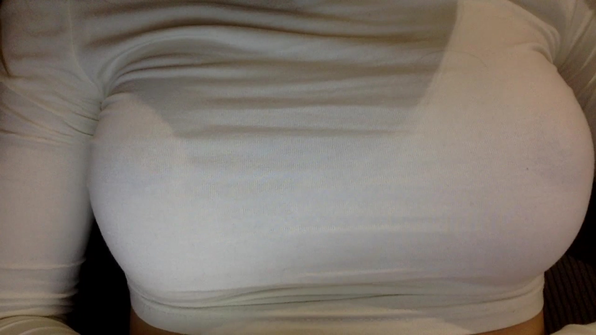 Gallery image thumbnail from EgoisticKitty's myfreecams stream on, 12/08/2024, 17:15 image 10 of 20