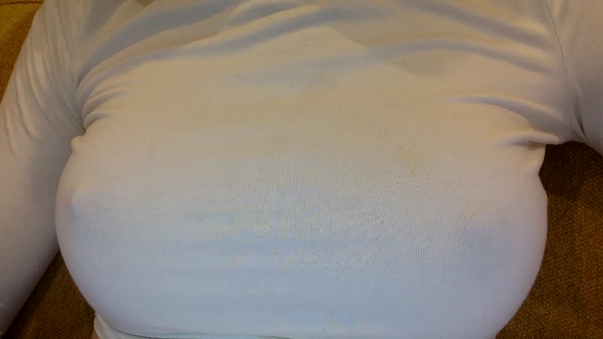 Gallery image thumbnail from EgoisticKitty's myfreecams stream on, 12/19/2024, 15:41 image 16 of 20