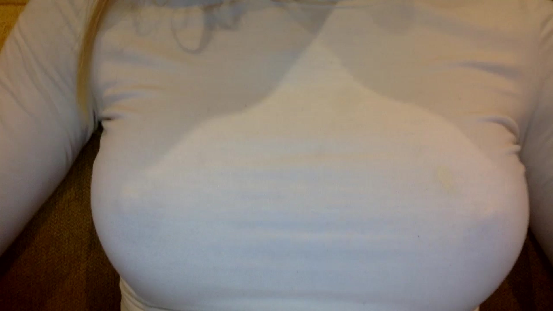 Gallery image thumbnail from EgoisticKitty's myfreecams stream on, 12/19/2024, 15:41 image 13 of 20