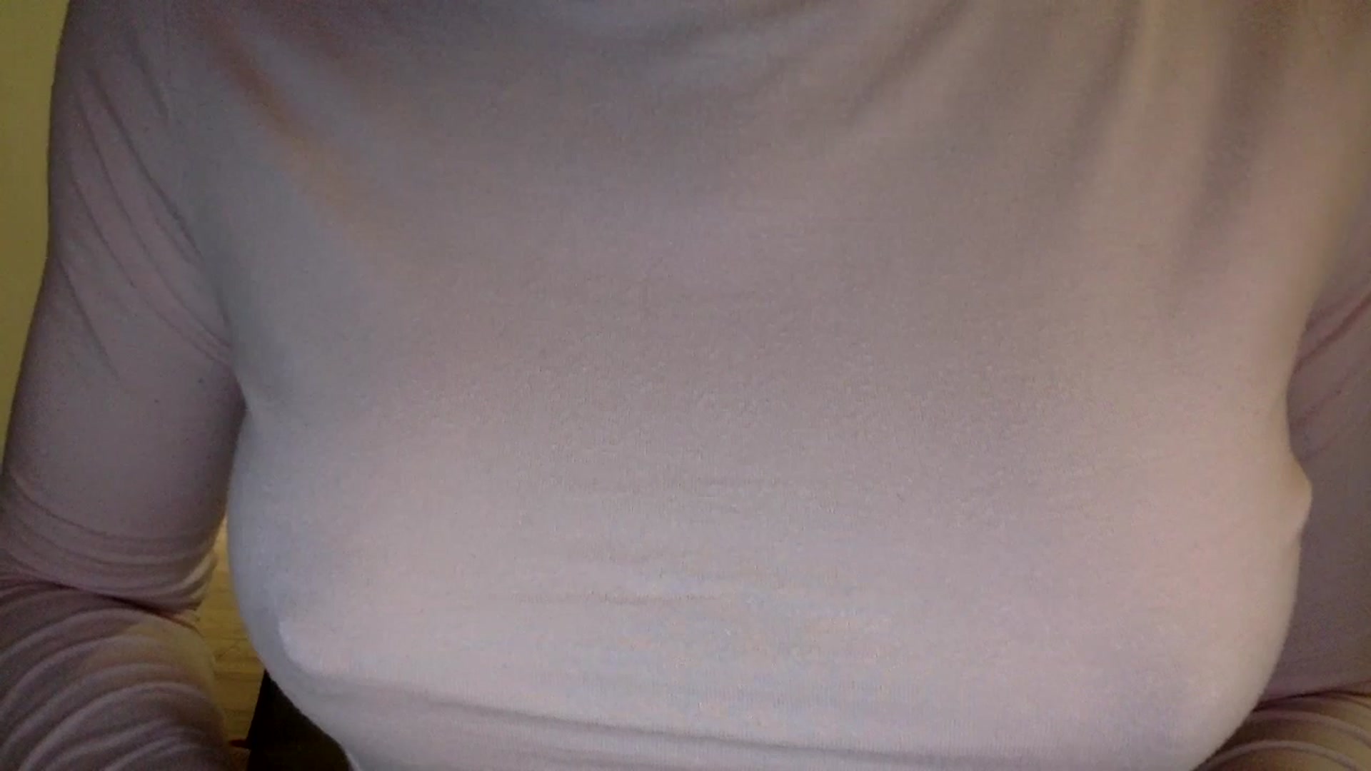 Gallery image thumbnail from EgoisticKitty's myfreecams stream on, 12/21/2024, 10:15 image 4 of 20
