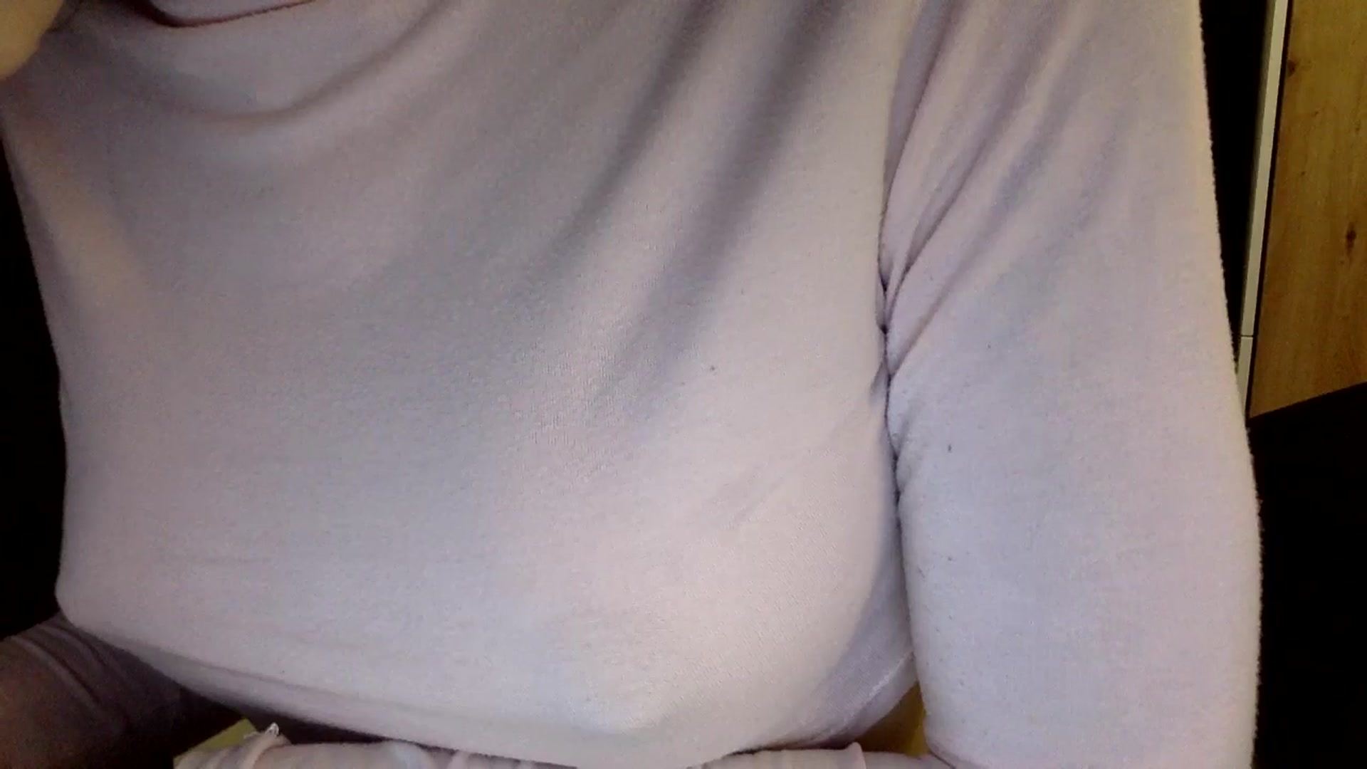 Gallery image thumbnail from EgoisticKitty's myfreecams stream on, 12/21/2024, 11:11 image 18 of 20