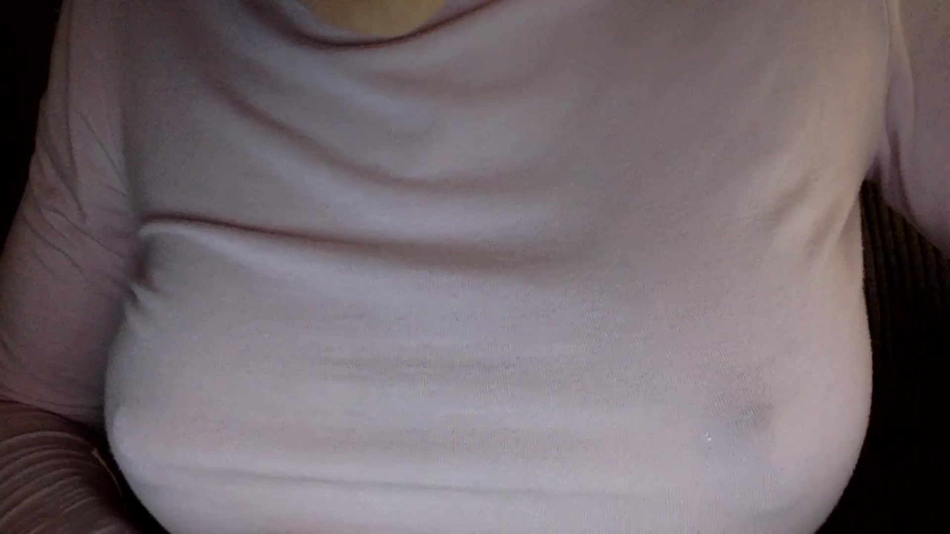 Gallery image thumbnail from EgoisticKitty's myfreecams stream on, 12/22/2024, 12:21 image 8 of 20