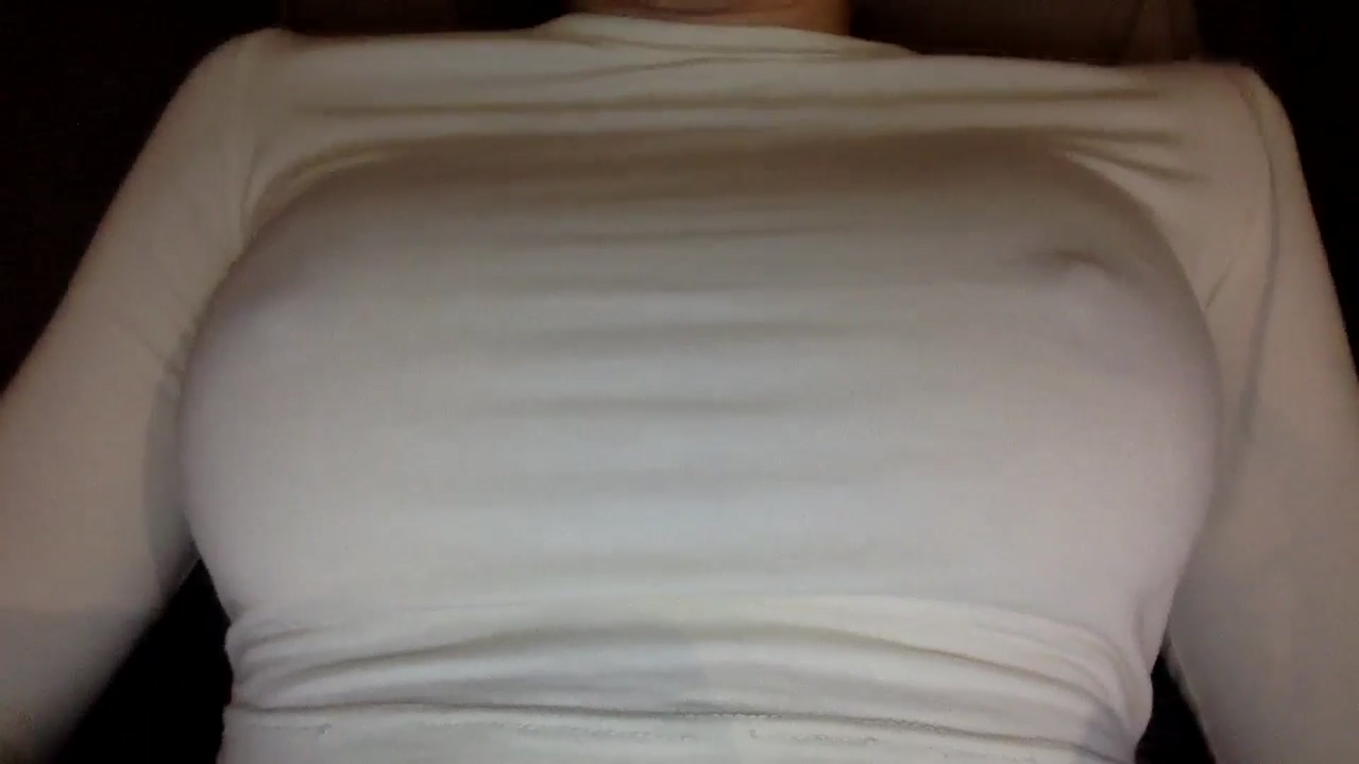 Gallery image thumbnail from EgoisticKitty's myfreecams stream on, 12/23/2024, 09:53 image 5 of 20
