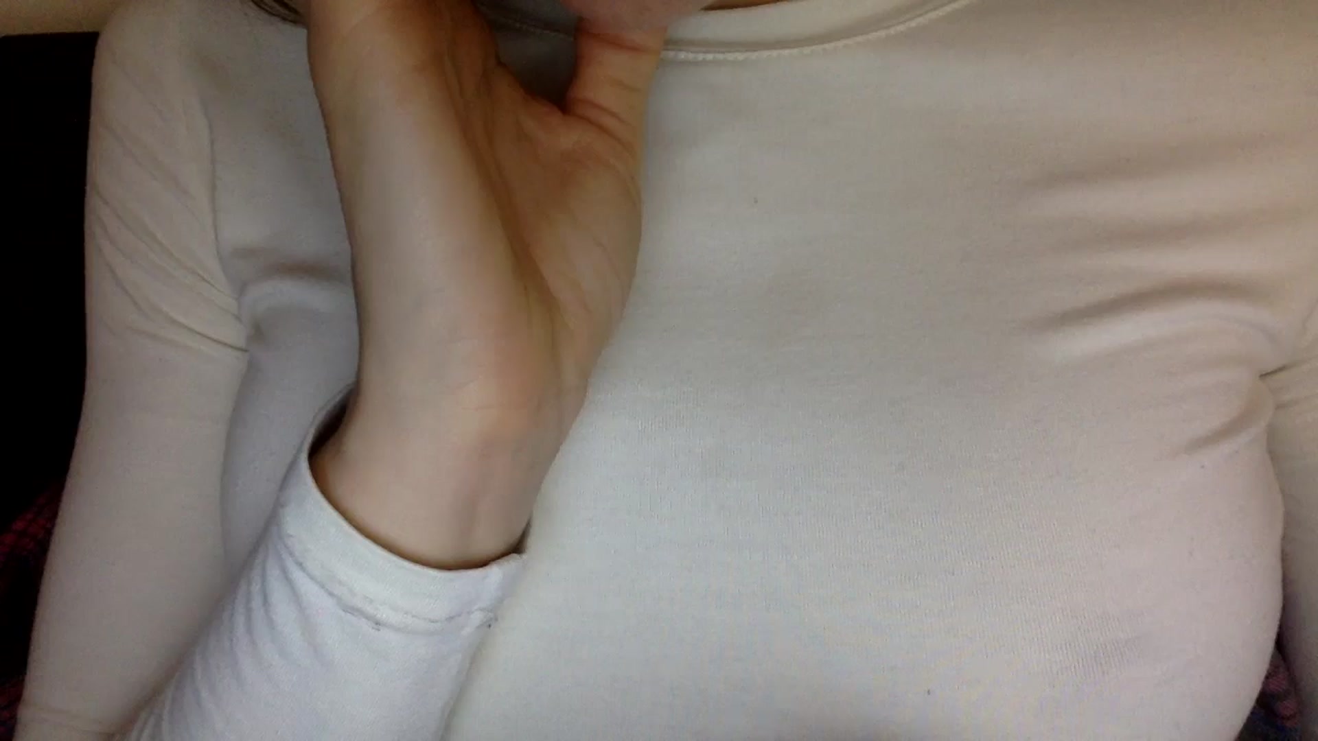 Gallery image thumbnail from EgoisticKitty's myfreecams stream on, 12/23/2024, 11:04 image 18 of 20