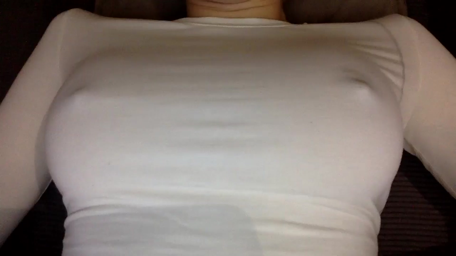 Gallery image thumbnail from EgoisticKitty's myfreecams stream on, 12/23/2024, 12:31 image 9 of 20