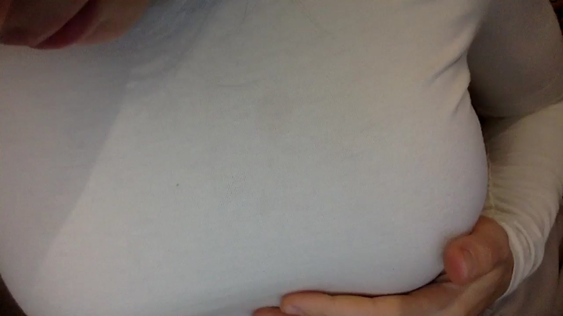 Gallery image thumbnail from EgoisticKitty's myfreecams stream on, 12/24/2024, 12:00 image 16 of 20