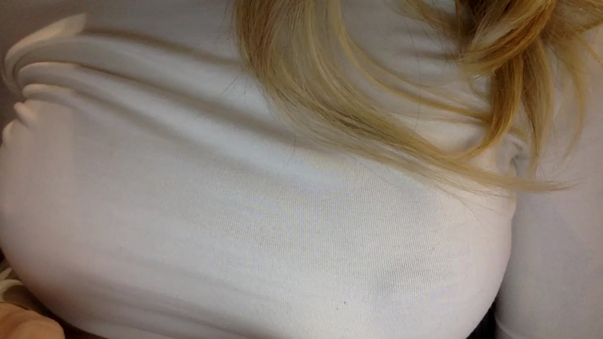 Gallery image thumbnail from EgoisticKitty's myfreecams stream on, 12/24/2024, 12:42 image 10 of 20
