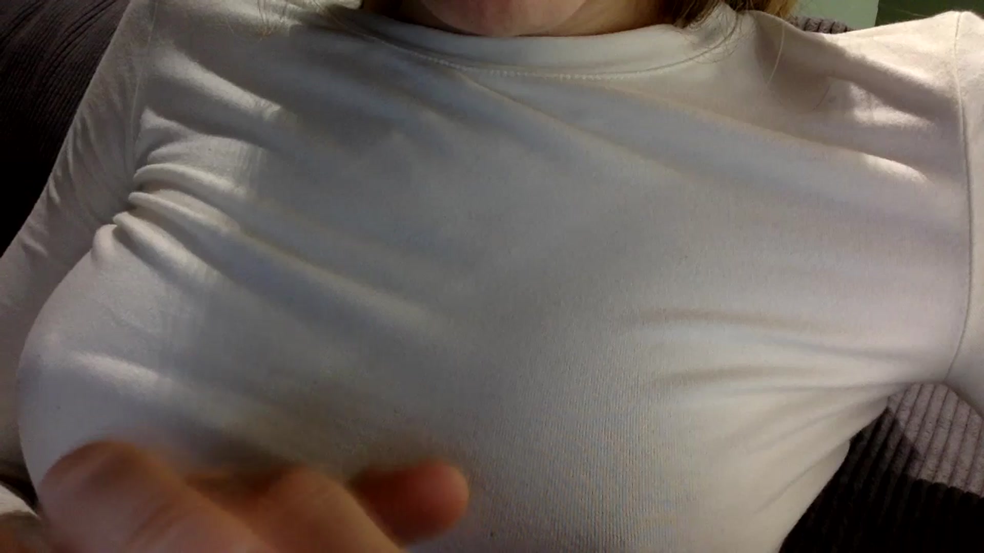 Gallery image thumbnail from EgoisticKitty's myfreecams stream on, 12/24/2024, 14:04 image 10 of 20