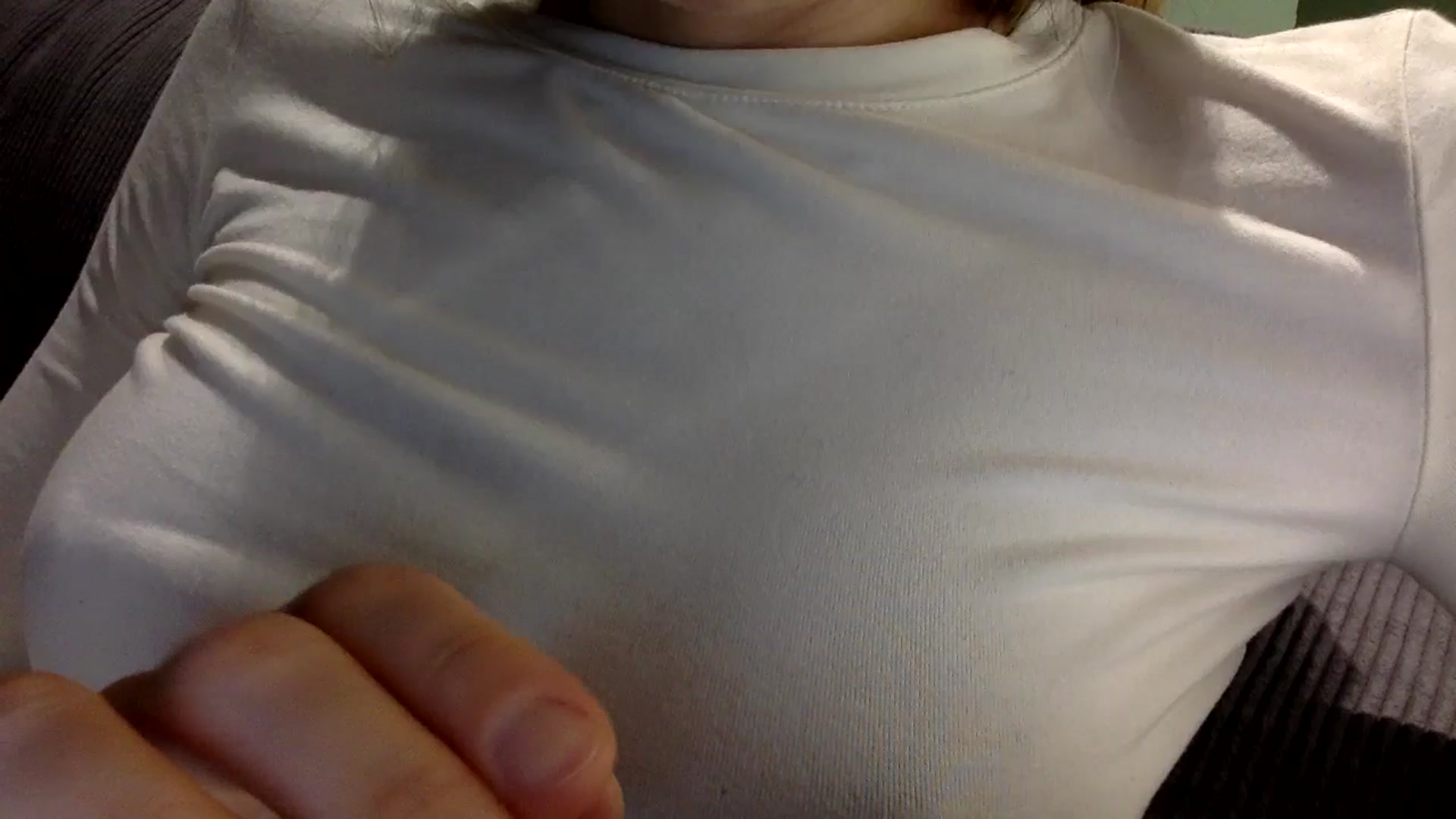 Gallery image thumbnail from EgoisticKitty's myfreecams stream on, 12/24/2024, 14:04 image 9 of 20