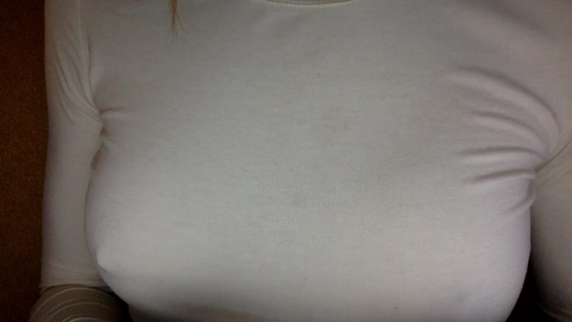 Gallery image thumbnail from EgoisticKitty's myfreecams stream on, 12/26/2024, 13:06 image 12 of 20