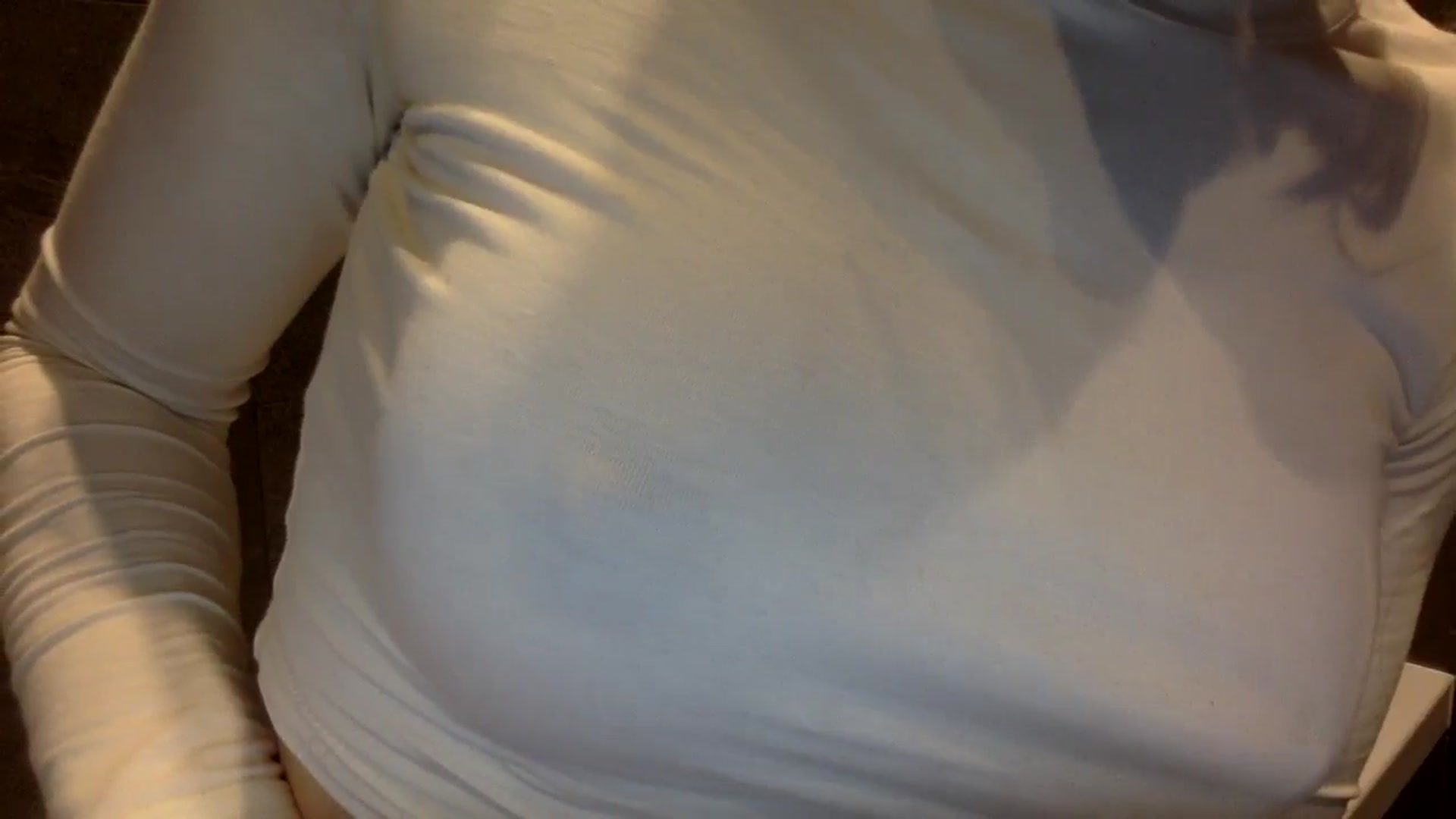 Gallery image thumbnail from EgoisticKitty's myfreecams stream on, 12/26/2024, 15:51 image 5 of 20