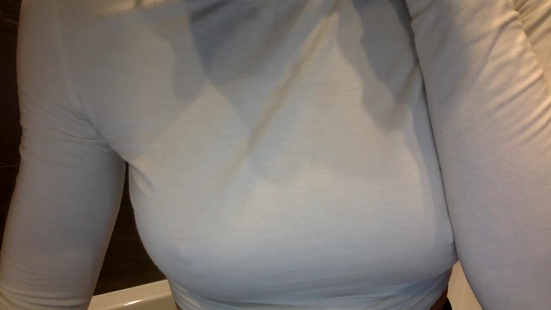 Gallery image thumbnail from EgoisticKitty's myfreecams stream on, 12/26/2024, 15:51 image 1 of 20