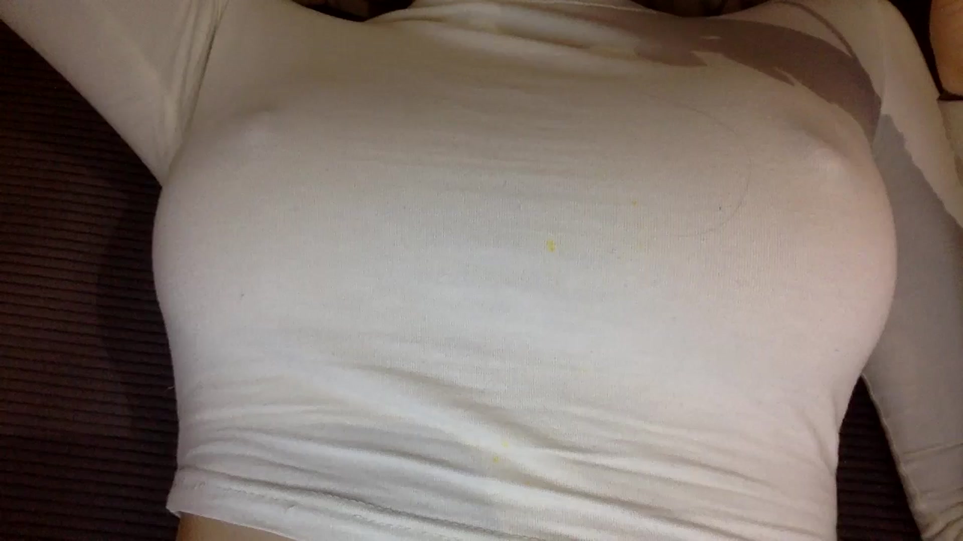 Gallery image thumbnail from EgoisticKitty's myfreecams stream on, 12/28/2024, 15:21 image 17 of 20
