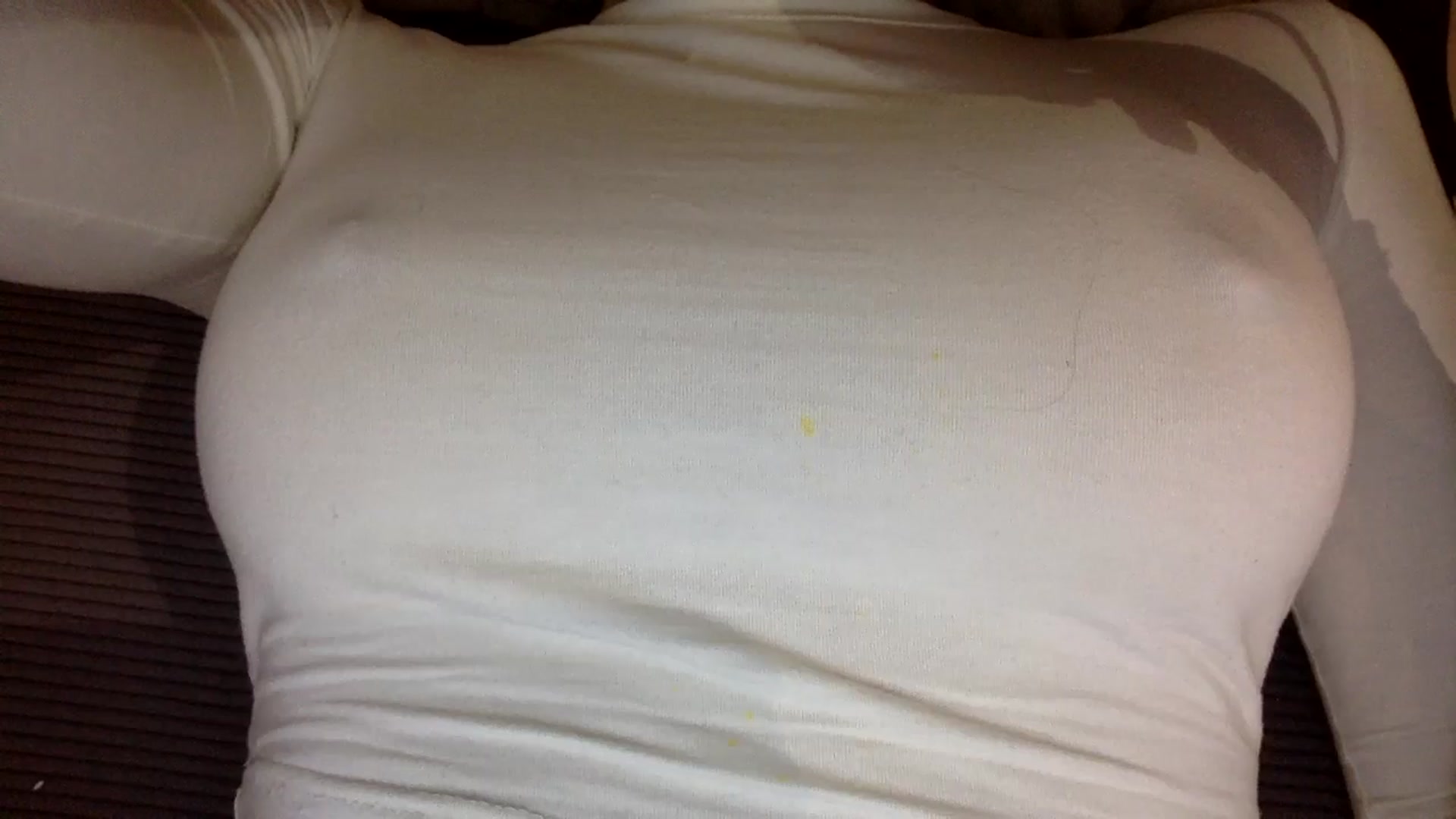 Gallery image thumbnail from EgoisticKitty's myfreecams stream on, 12/28/2024, 15:21 image 14 of 20