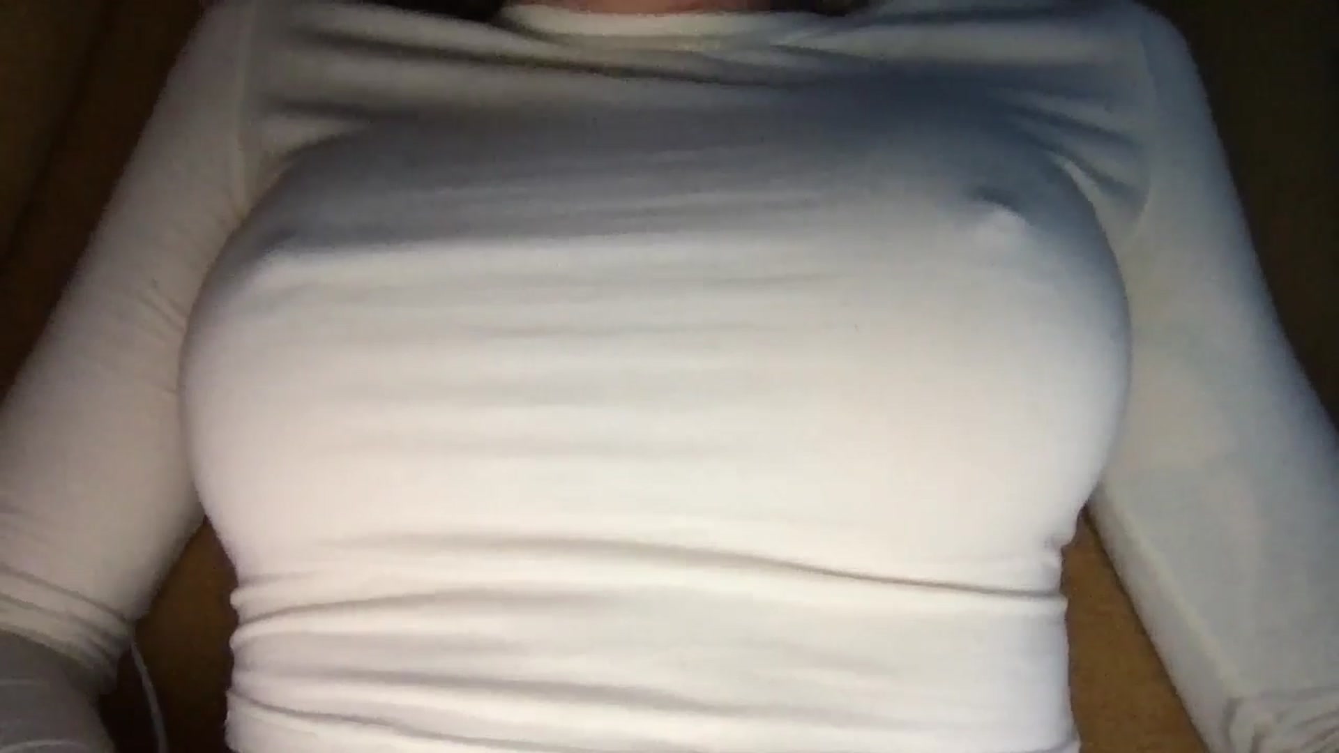 Gallery image thumbnail from EgoisticKitty's myfreecams stream on, 01/07/2025, 13:26 image 16 of 20
