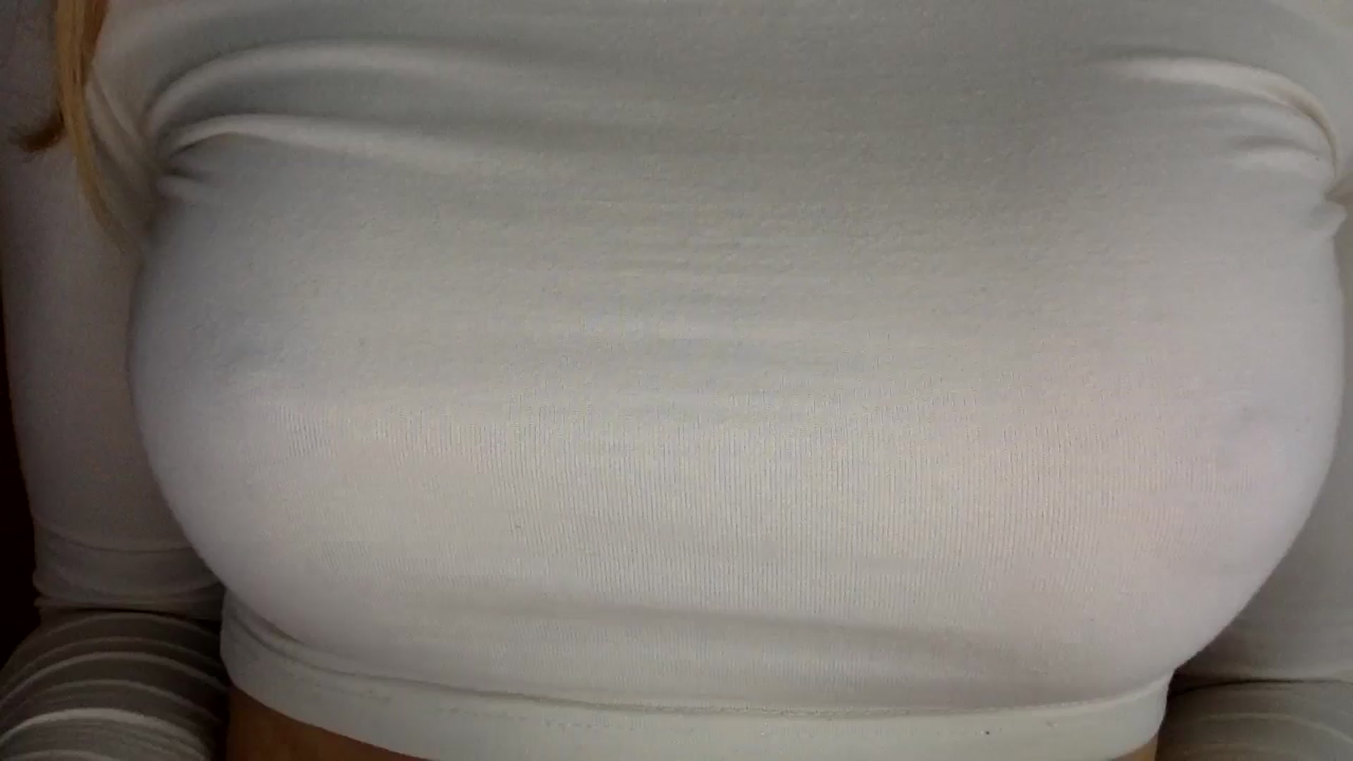 Gallery image thumbnail from EgoisticKitty's myfreecams stream on, 01/20/2025, 13:04 image 13 of 20