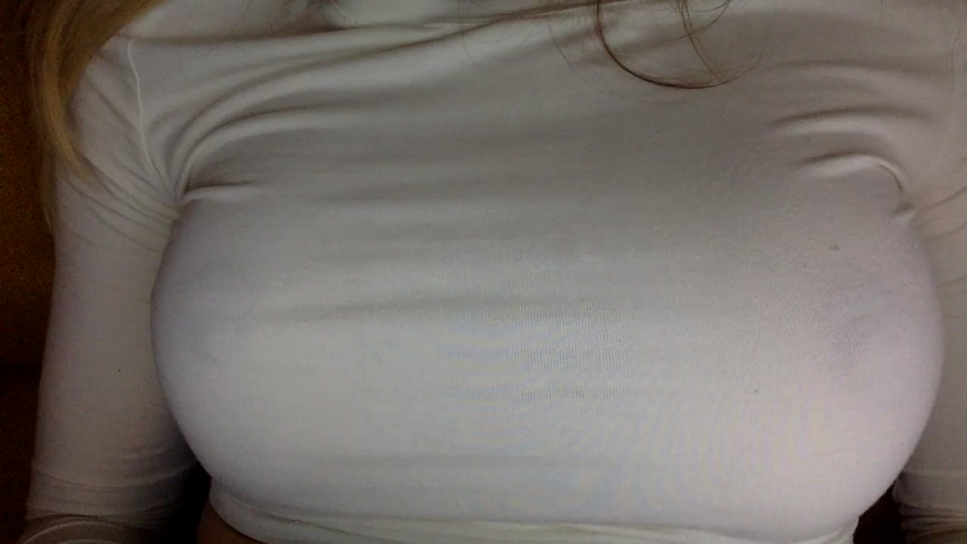 Gallery image thumbnail from EgoisticKitty's myfreecams stream on, 02/01/2025, 13:27 image 17 of 20