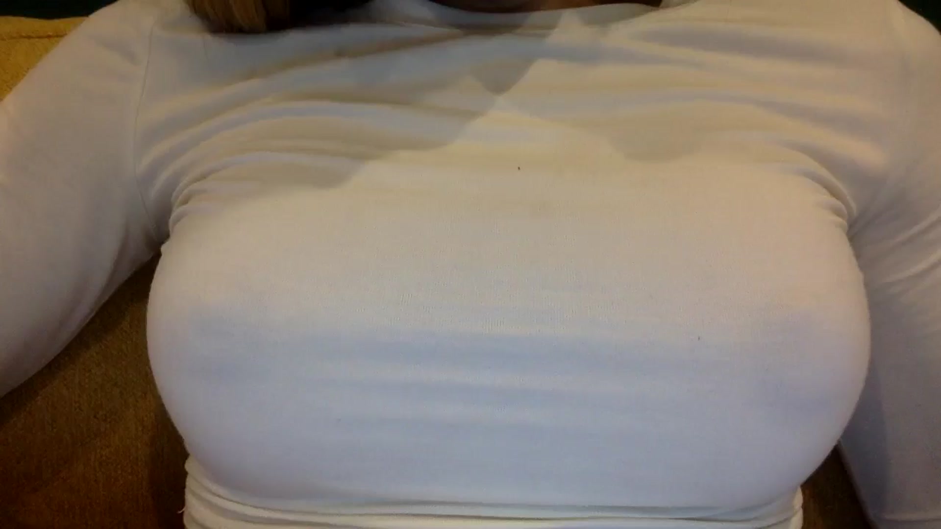 Gallery image thumbnail from EgoisticKitty's myfreecams stream on, 02/02/2025, 15:12 image 1 of 20