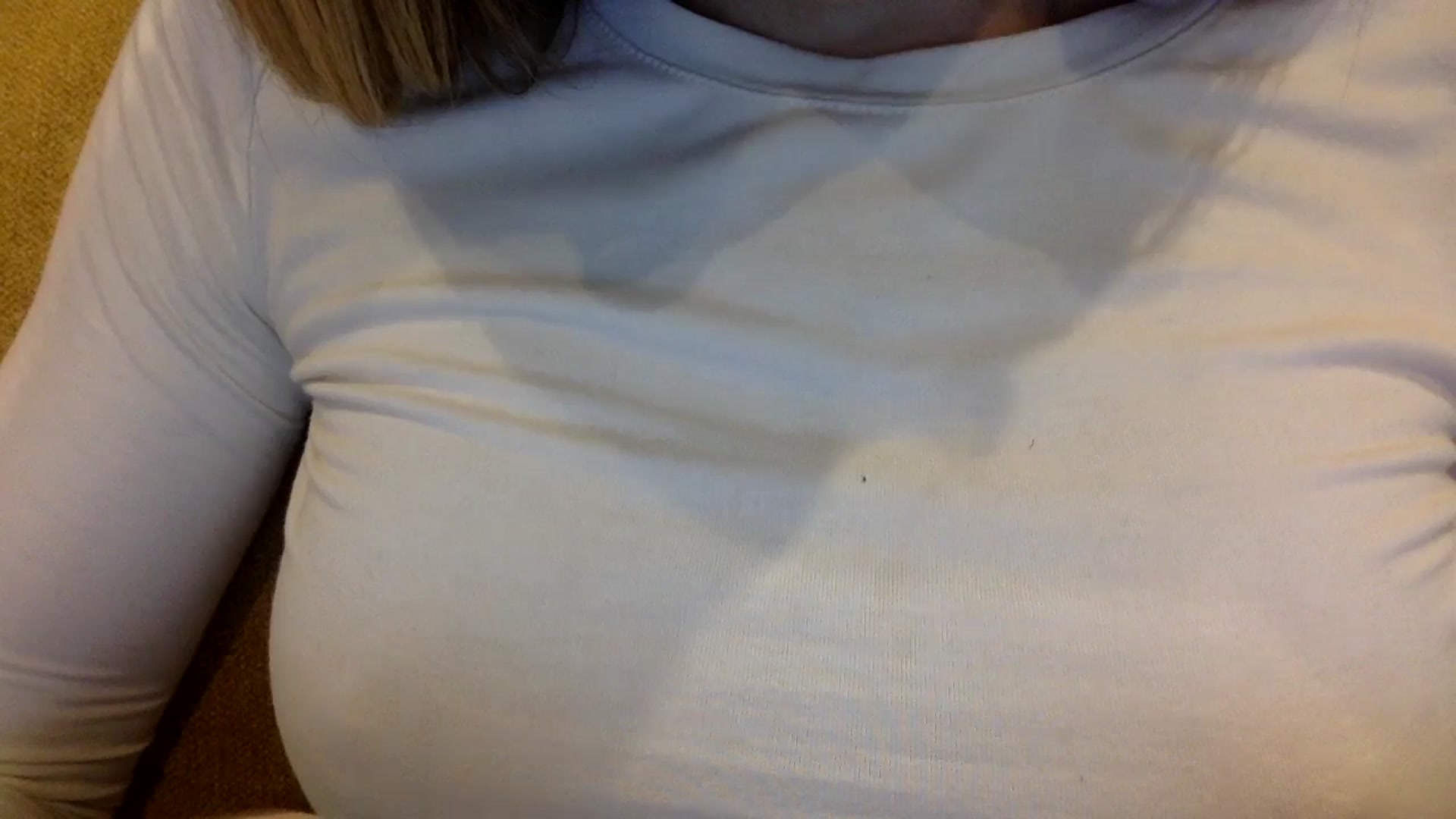Gallery image thumbnail from EgoisticKitty's myfreecams stream on, 02/02/2025, 15:12 image 17 of 20