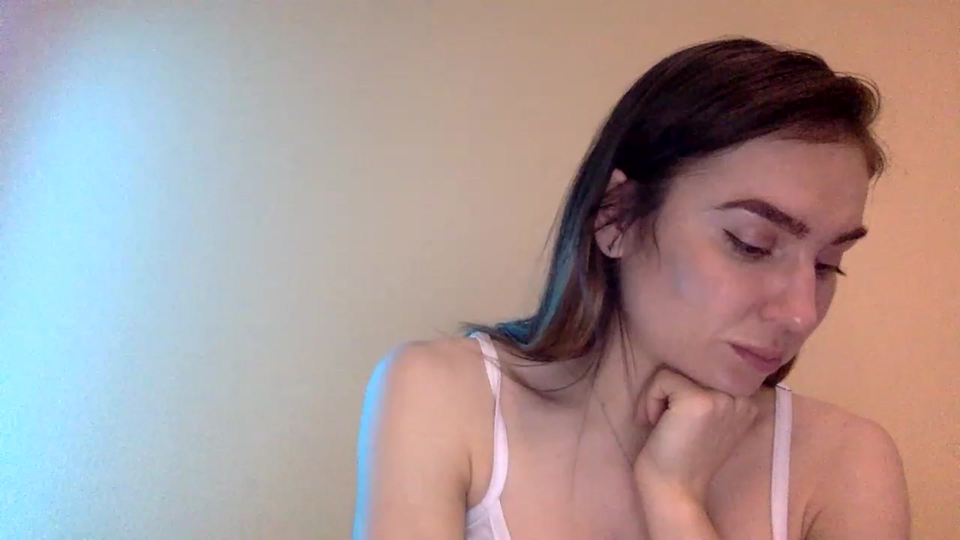 Gallery image thumbnail from EgoisticPuss's myfreecams stream on, 12/26/2022, 19:45 image 4 of 20
