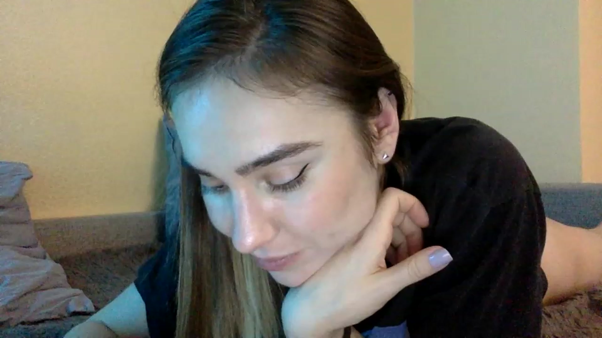 Gallery image thumbnail from EgoisticPuss's myfreecams stream on, 12/28/2022, 20:46 image 5 of 20