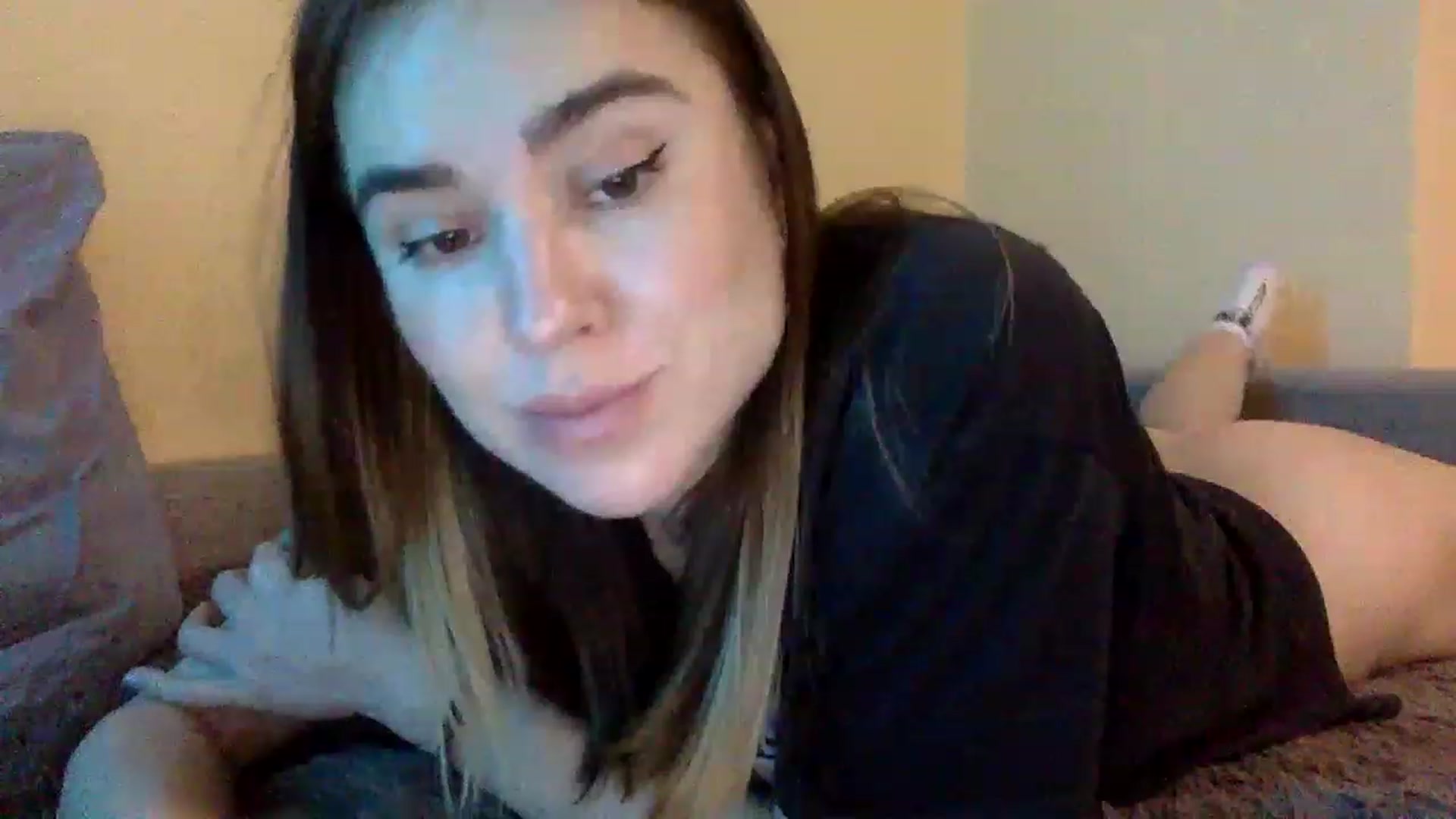 Gallery image thumbnail from EgoisticPuss's myfreecams stream on, 12/28/2022, 20:46 image 20 of 20