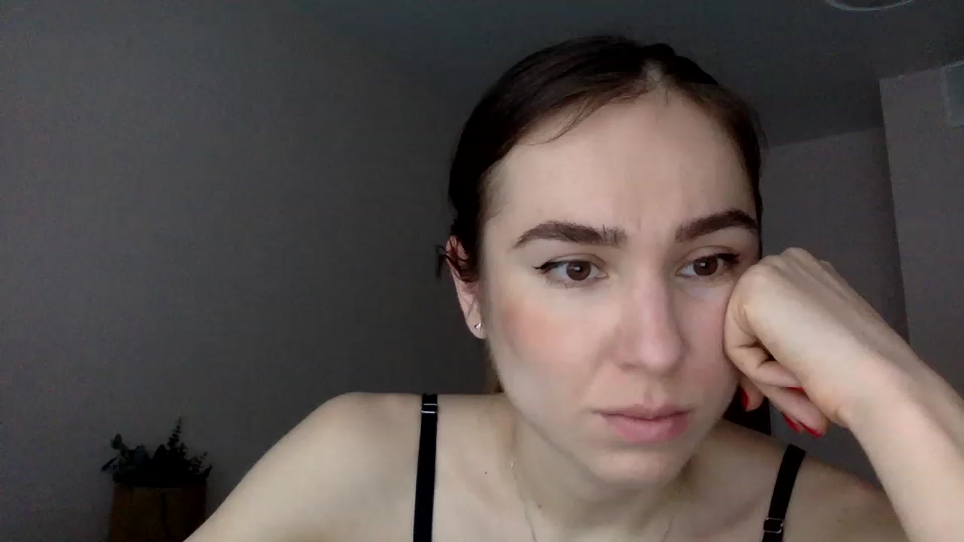 Gallery image thumbnail from EgoisticPuss's myfreecams stream on, 12/29/2022, 13:28 image 6 of 20