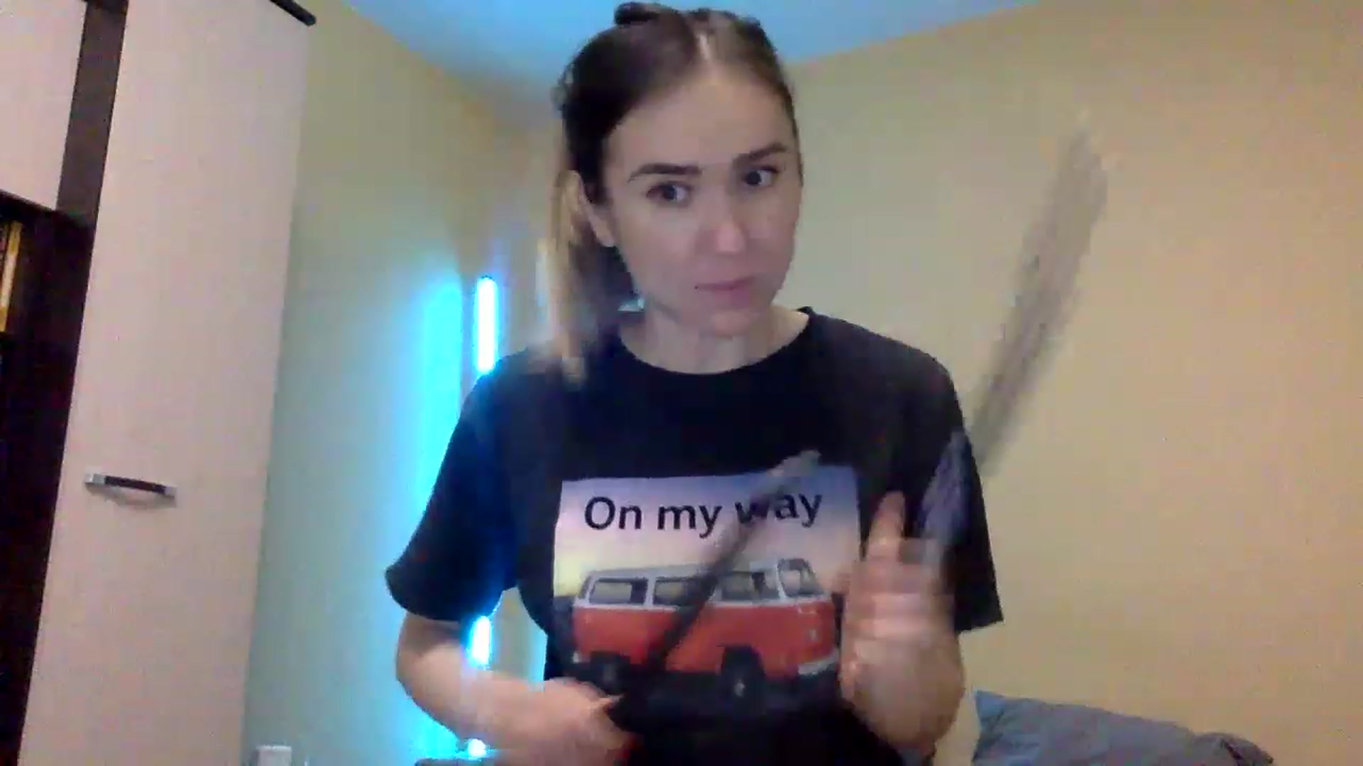 Gallery image thumbnail from EgoisticPuss's myfreecams stream on, 12/30/2022, 15:19 image 16 of 20