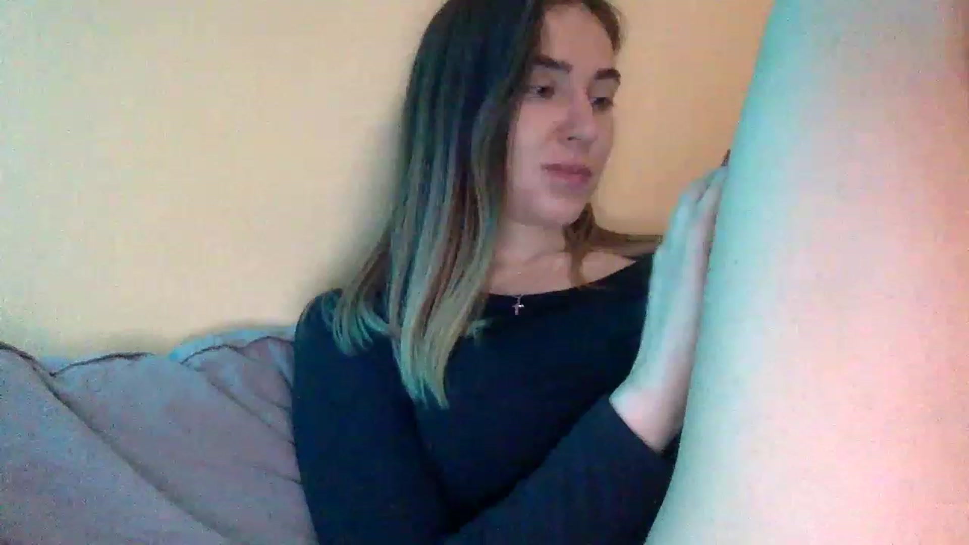 Gallery image thumbnail from EgoisticPuss's myfreecams stream on, 01/16/2023, 14:34 image 4 of 20