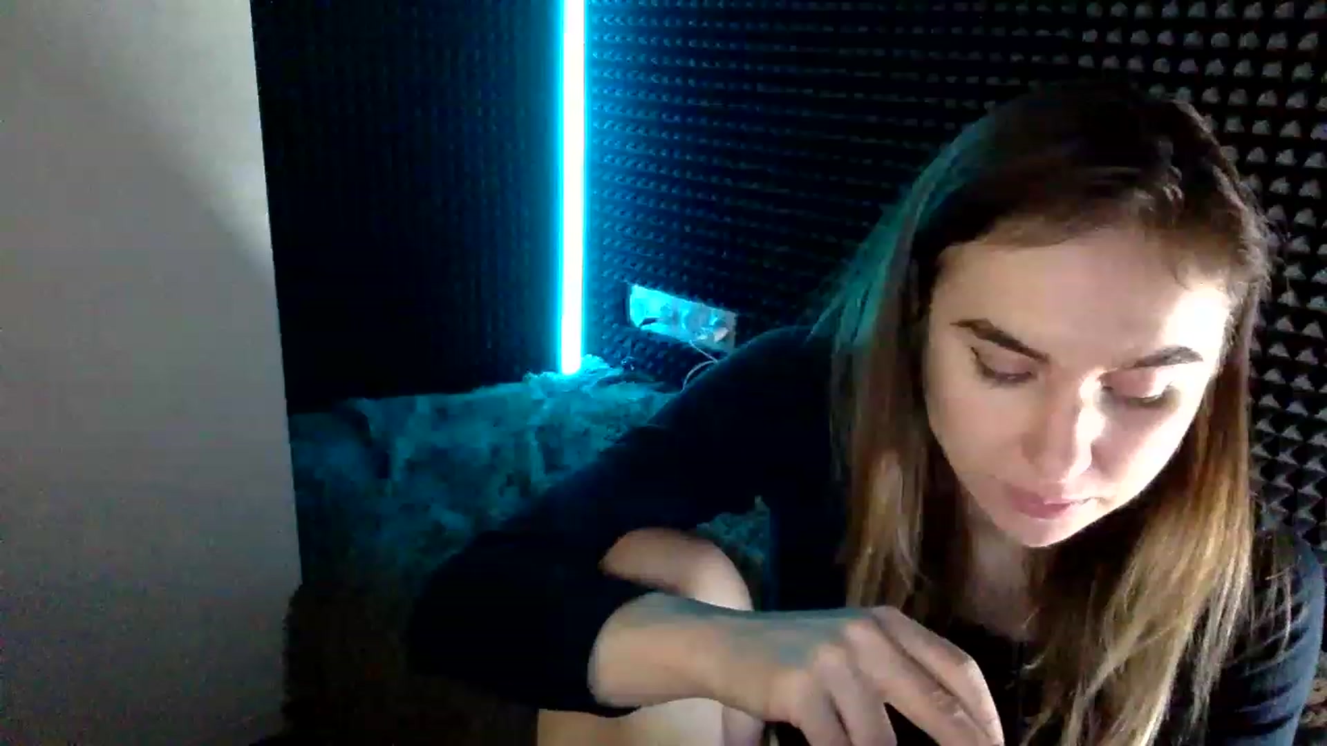 Gallery image thumbnail from EgoisticPuss's myfreecams stream on, 02/05/2023, 10:49 image 8 of 20