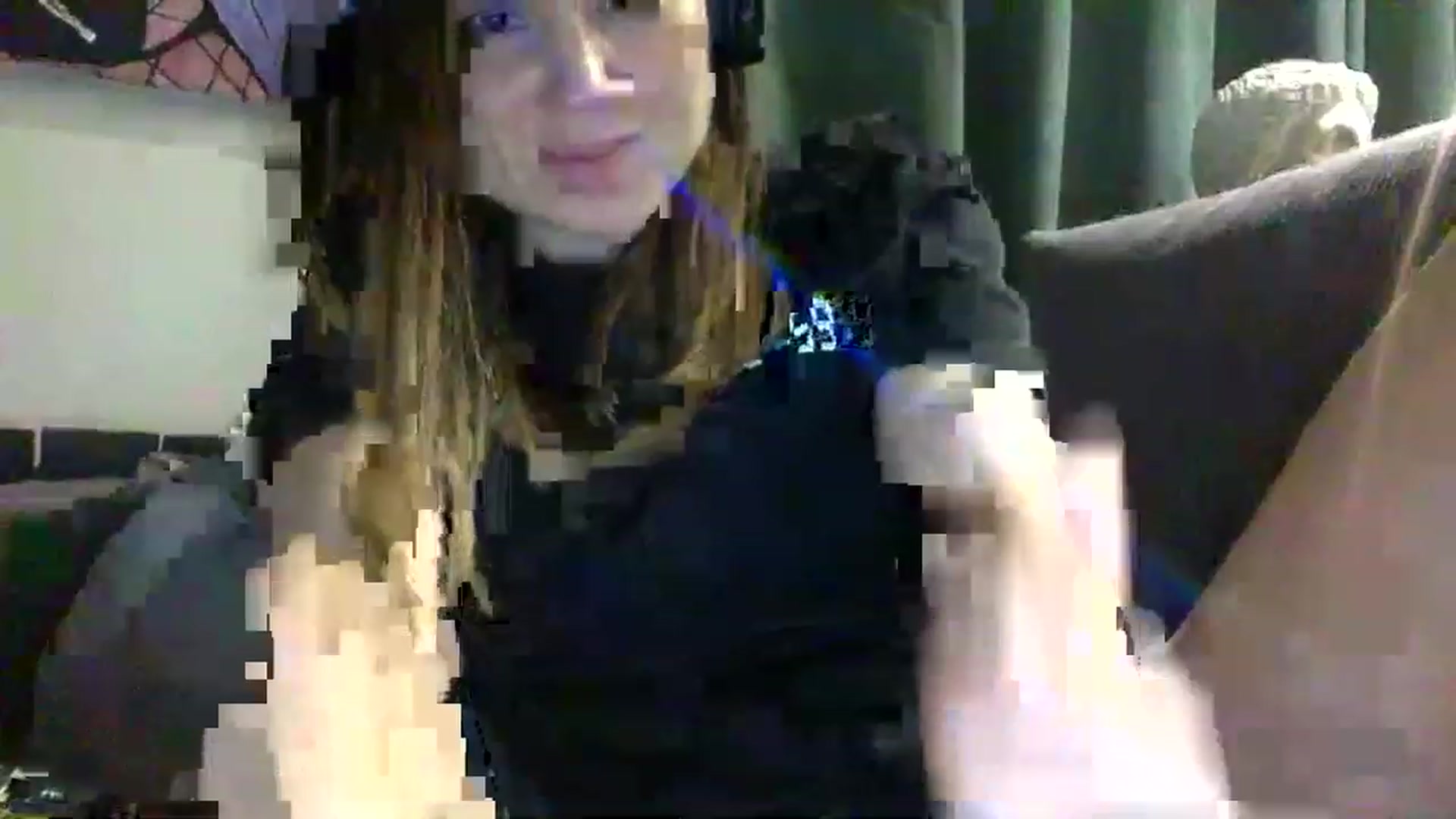 Gallery image thumbnail from EgoisticPuss's myfreecams stream on, 03/20/2023, 24:53 image 16 of 20