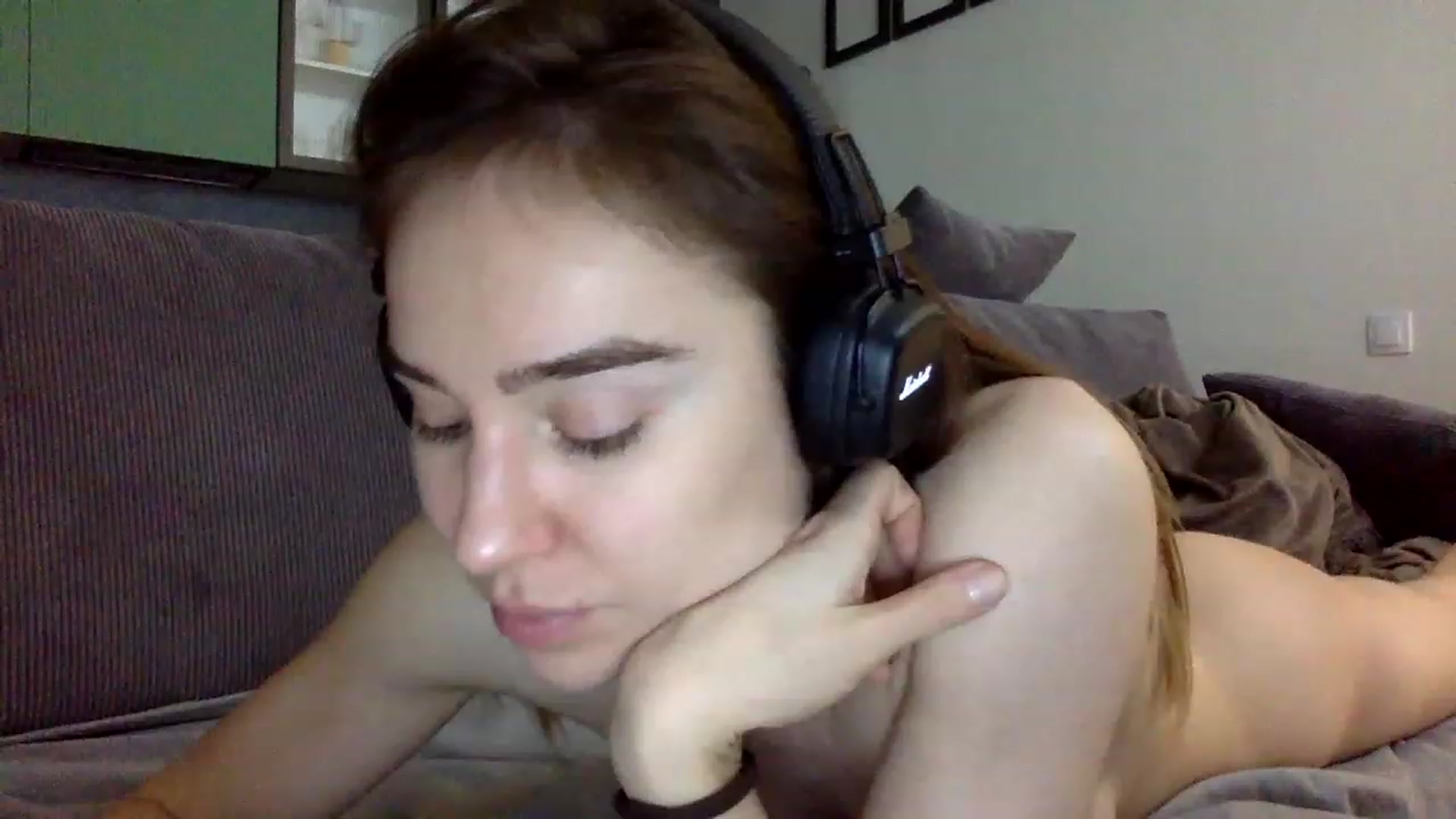 Gallery image thumbnail from EgoisticPuss's myfreecams stream on, 03/30/2023, 10:27 image 5 of 20