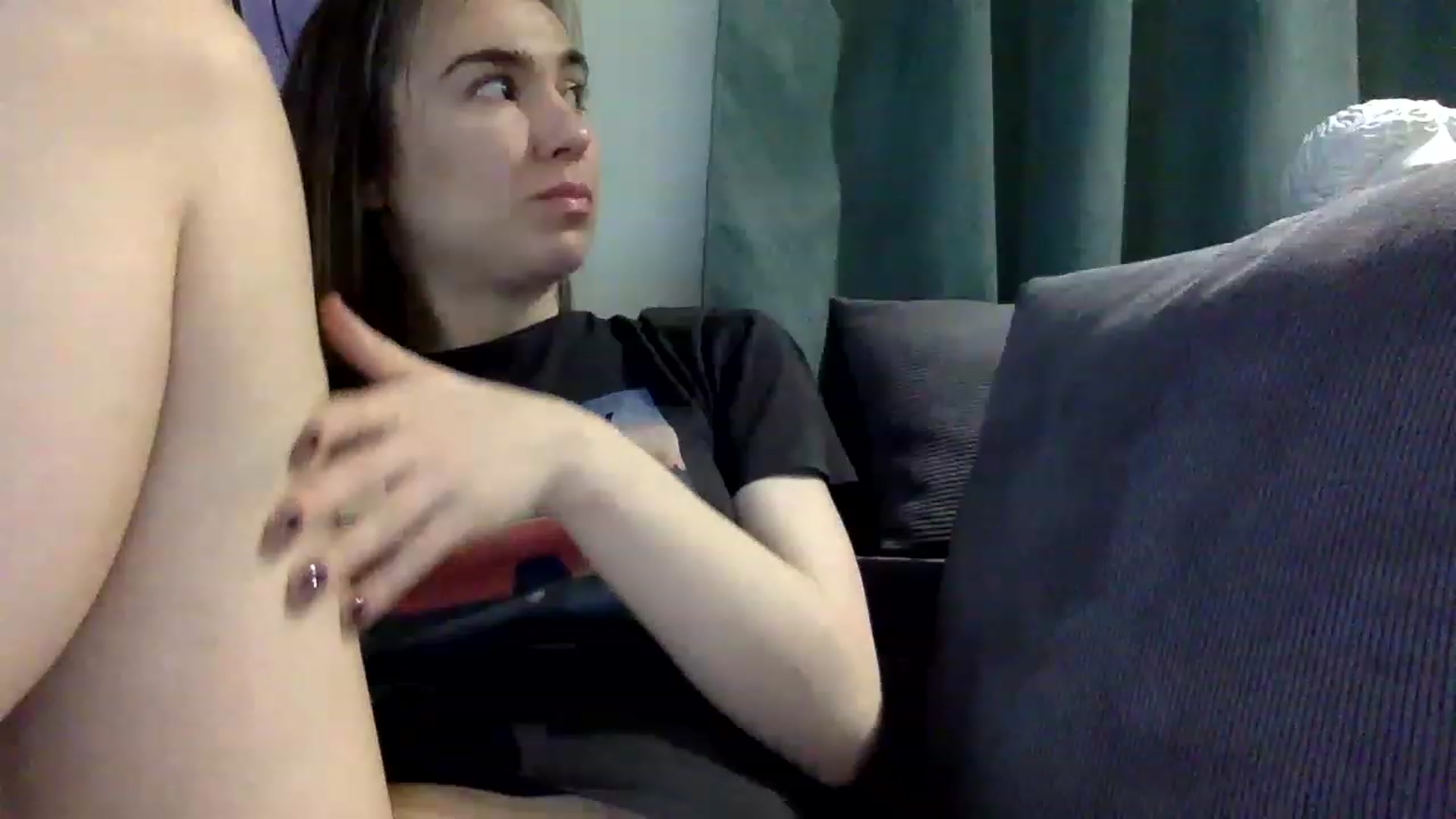 Gallery image thumbnail from EgoisticPuss's myfreecams stream on, 04/07/2023, 16:32 image 15 of 20
